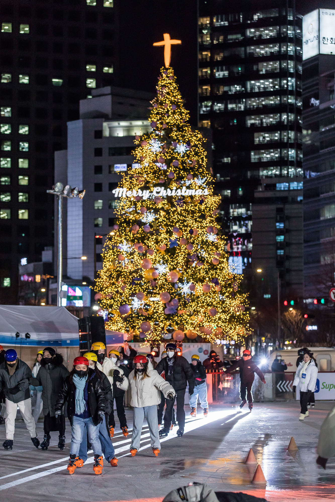 사회;겨울;계절;스케이트장;서울광장스케이트장개장;시청광장스케이트장