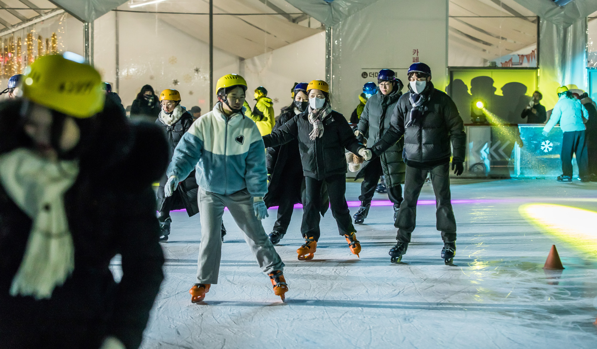 사회;겨울;계절;스케이트장;서울광장스케이트장개장;시청광장스케이트장