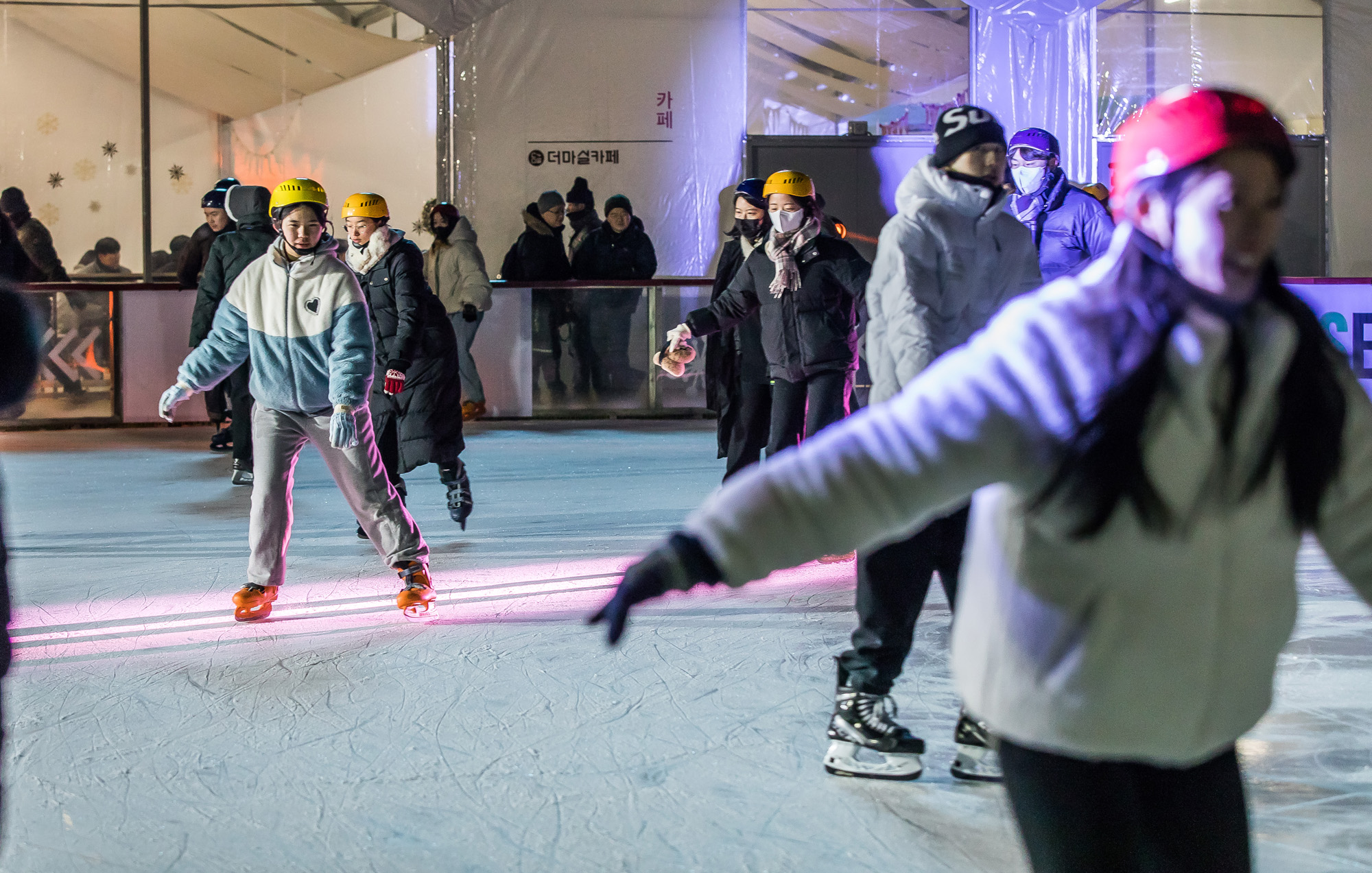 사회;겨울;계절;스케이트장;서울광장스케이트장개장;시청광장스케이트장