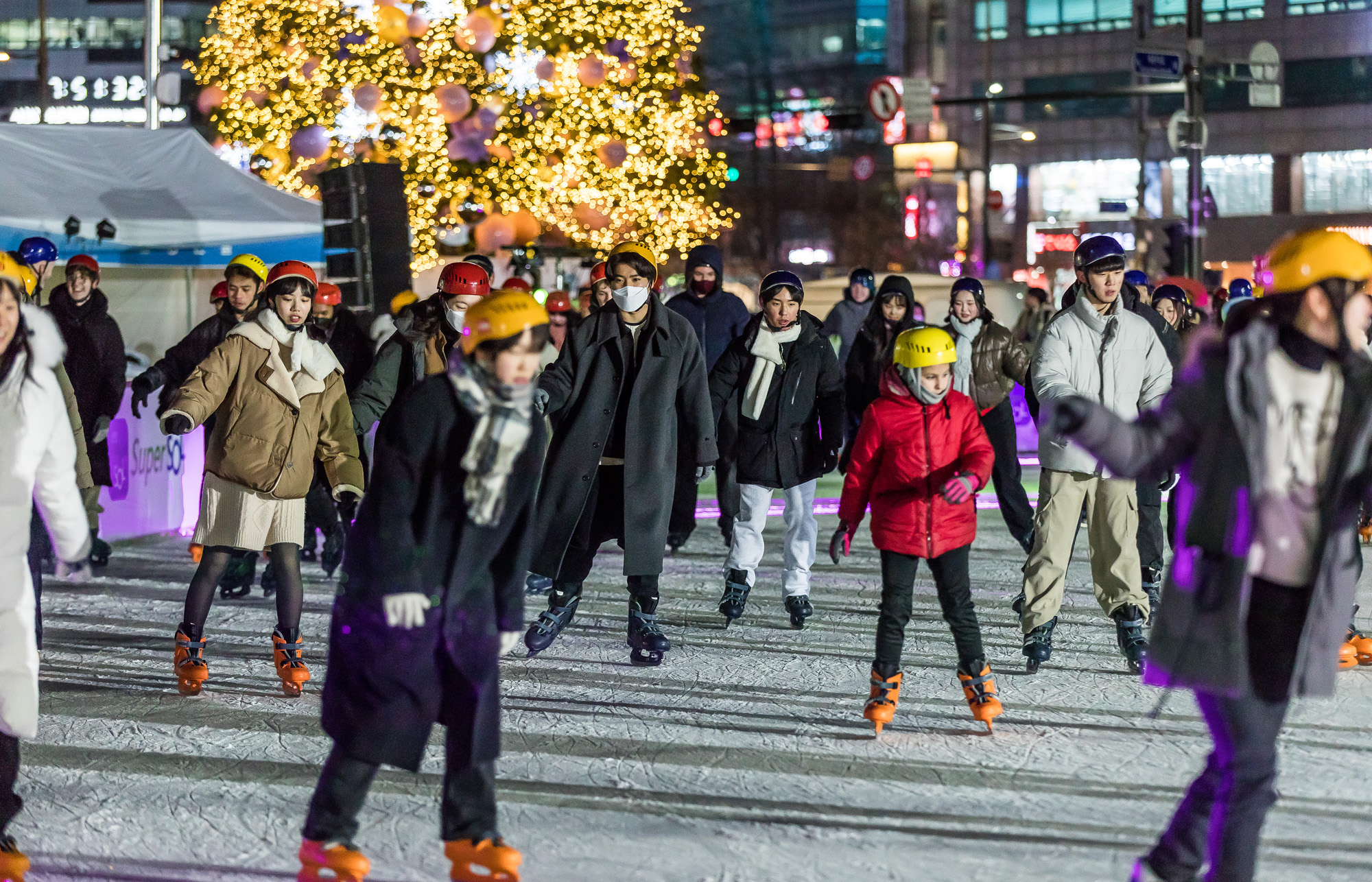 사회;겨울;계절;스케이트장;서울광장스케이트장개장;시청광장스케이트장