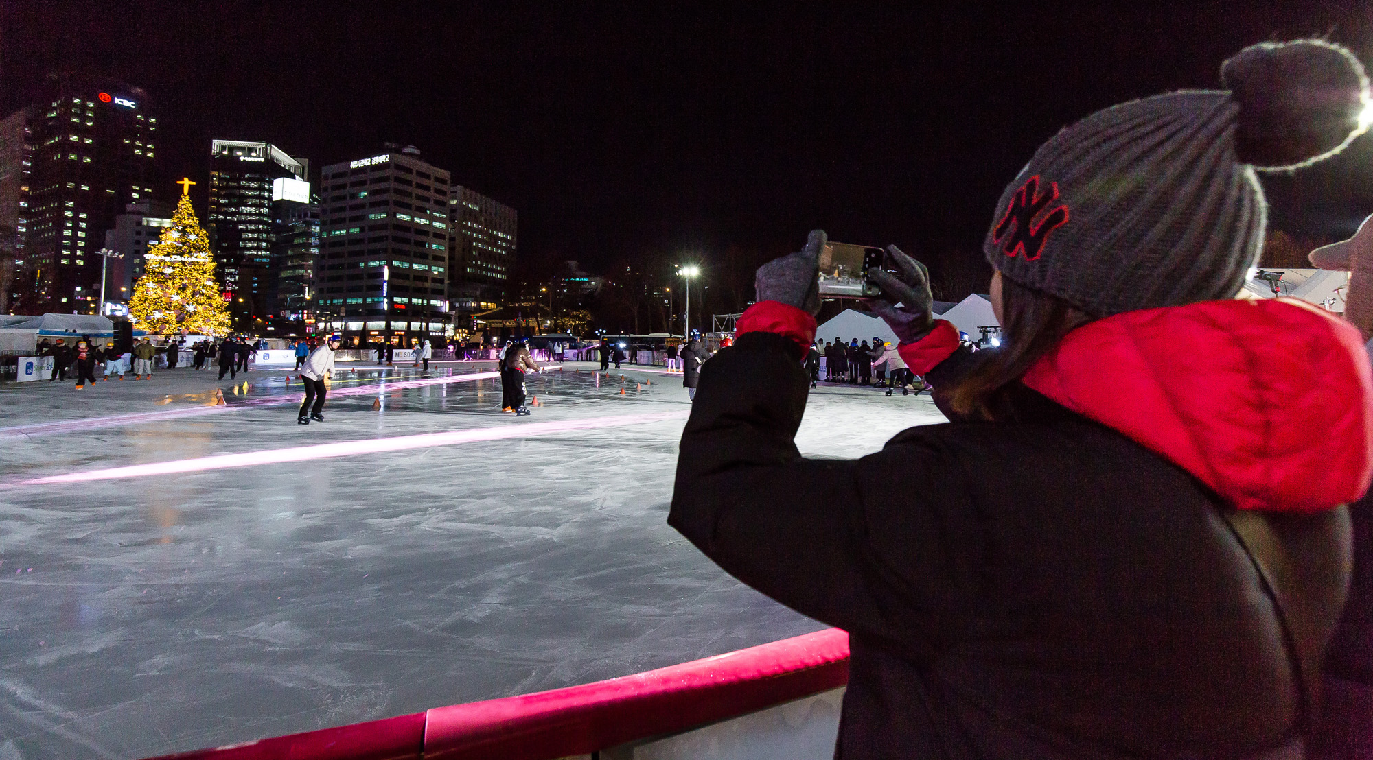 사회;겨울;계절;스케이트장;서울광장스케이트장개장;시청광장스케이트장