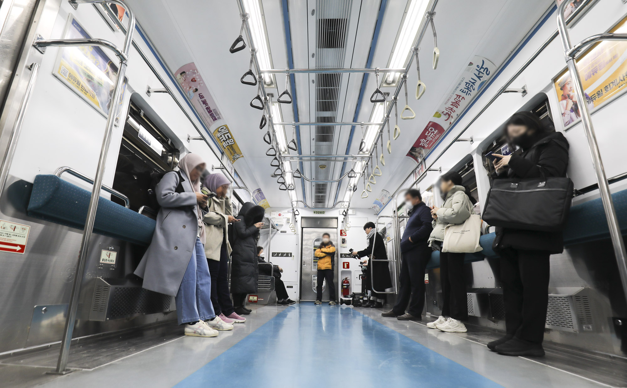 의자없는칸;지하철;지하철4호선;출근길;대중교통;혼잡도완화;서울지하철공사