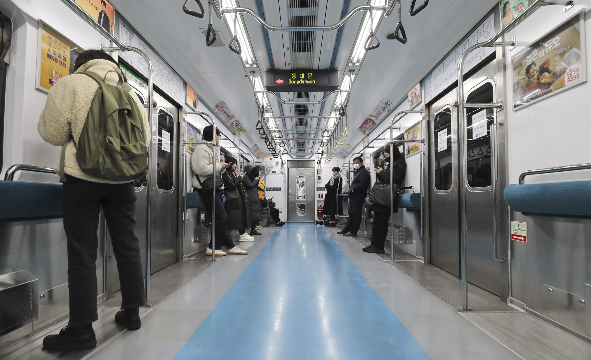 의자없는칸;지하철;지하철4호선;출근길;대중교통;혼잡도완화;서울지하철공사