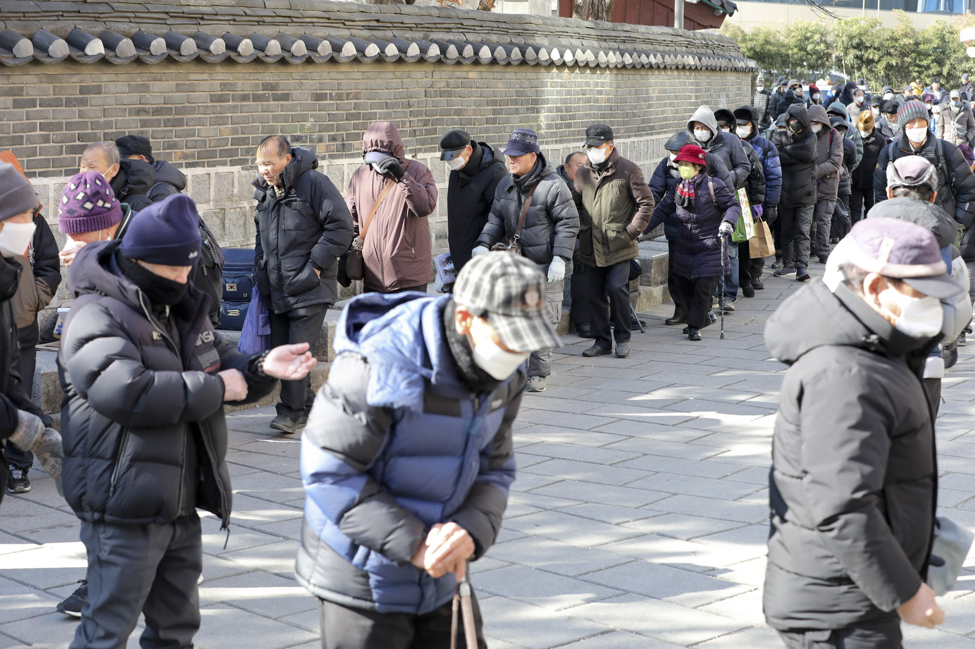 무료급식소;노인탑골공원;노인종로;종로무료급식소;한파노인;노인점심