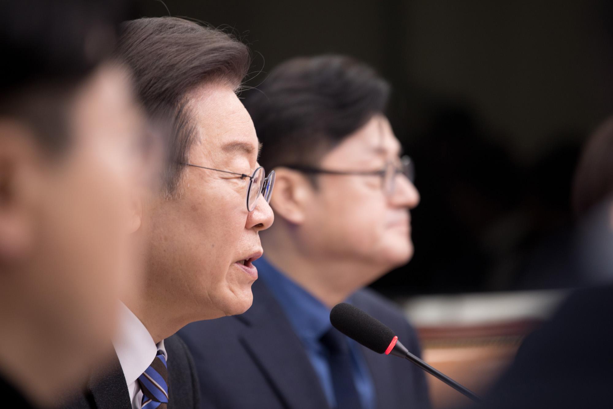 정치;더불어민주당;최고위원회의