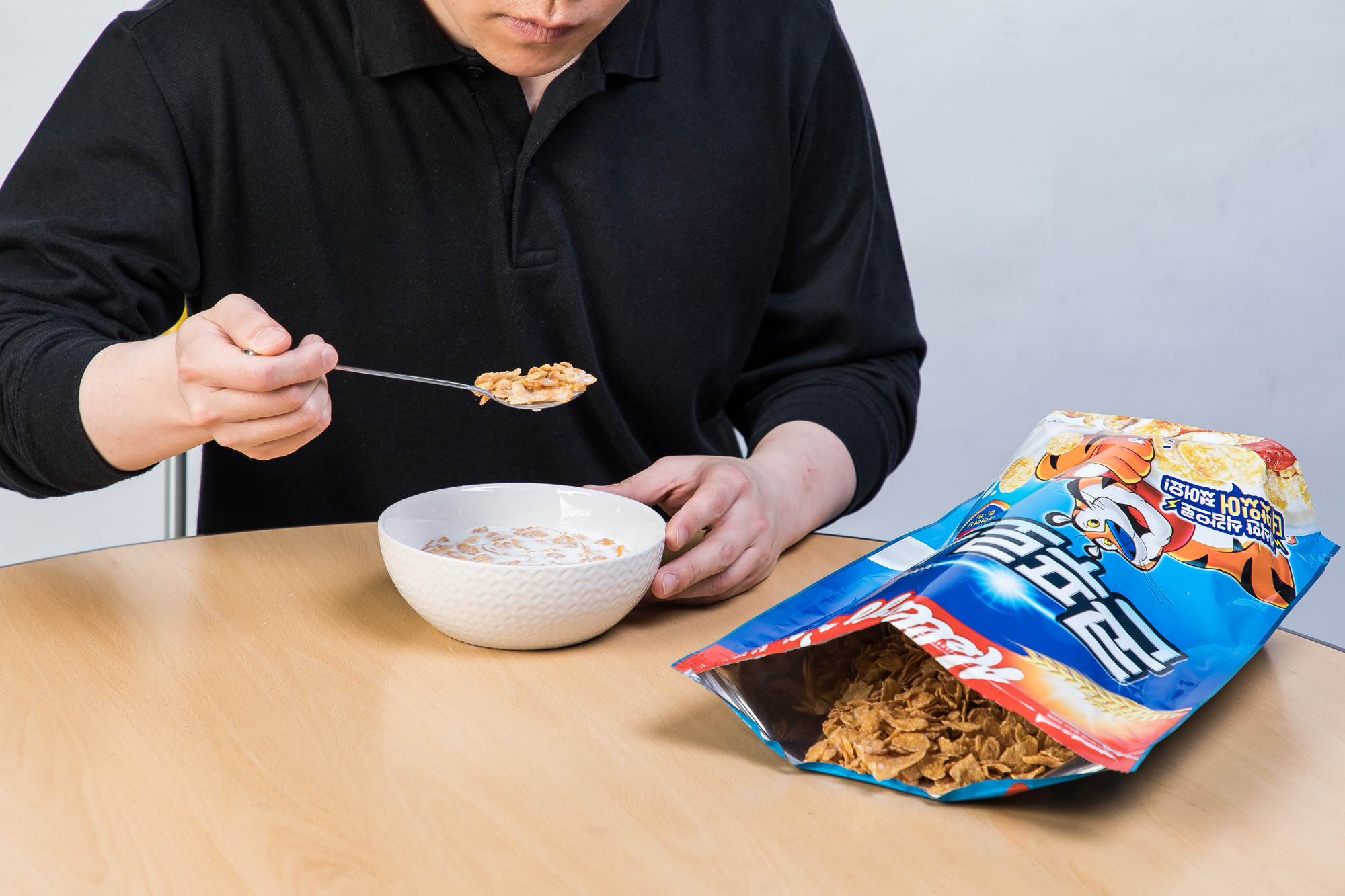 건강;의학;혈당;혈당스파이크;시리얼;콘프레이크;시리얼아침식사;아침콘프레이크식사