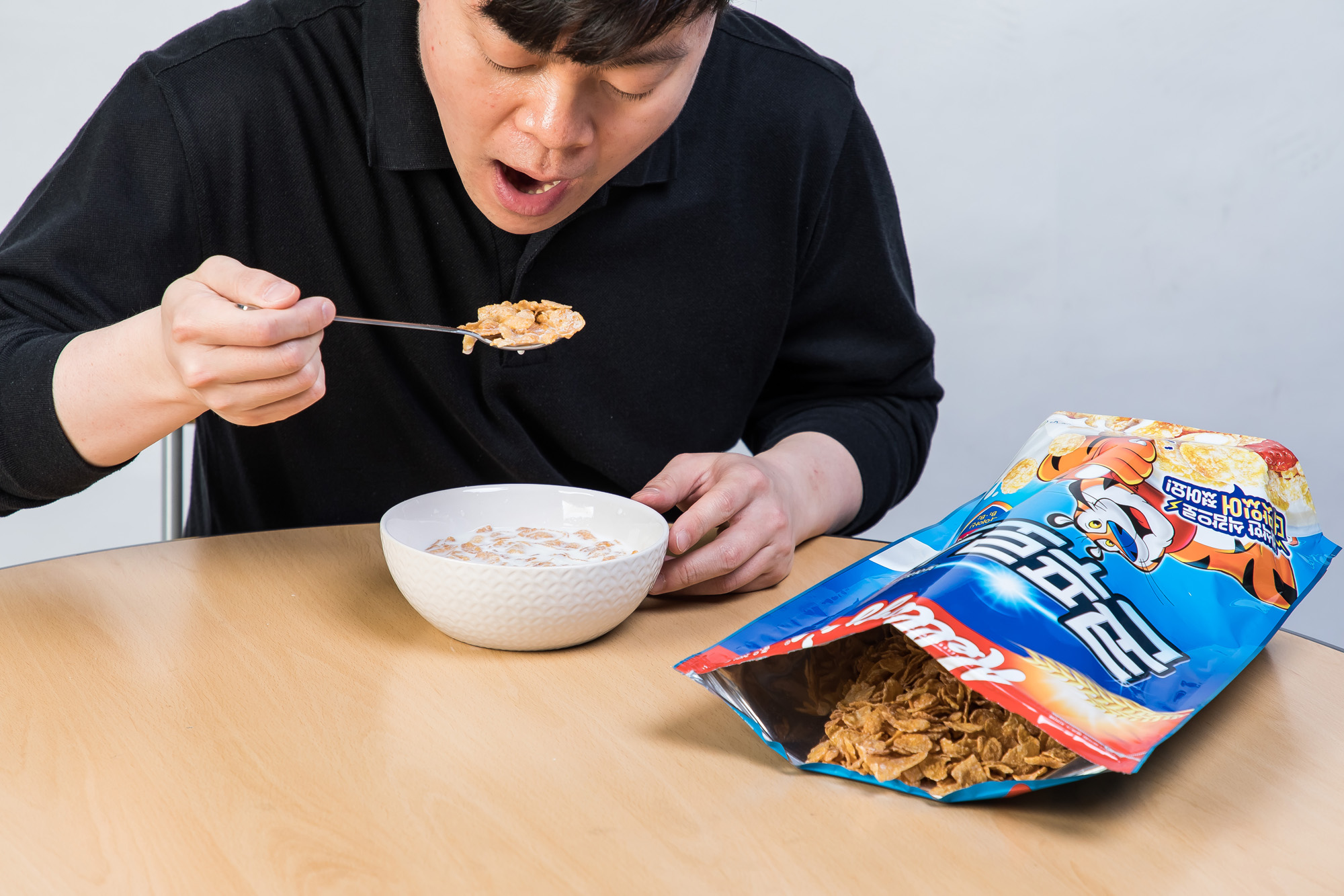 건강;의학;혈당;혈당스파이크;시리얼;콘프레이크;시리얼아침식사;아침콘프레이크식사