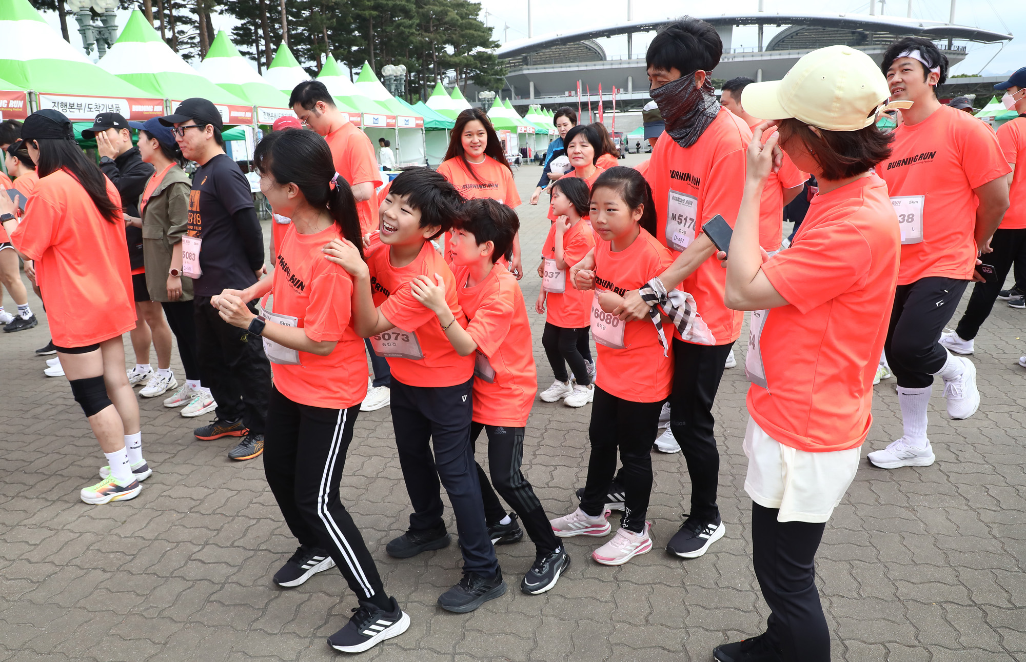 비즈한국 버닝런 2024