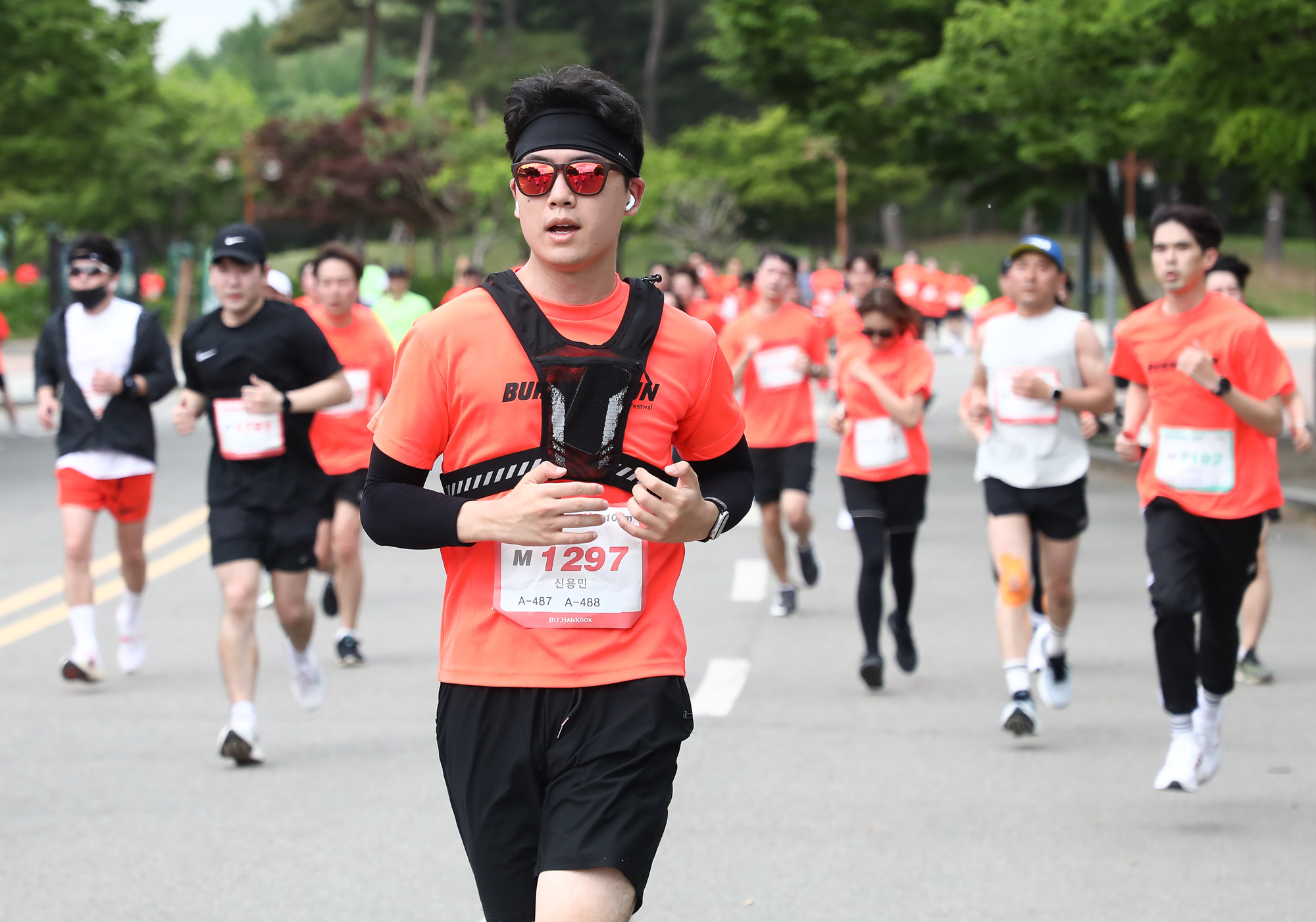 비즈한국 버닝런 2024