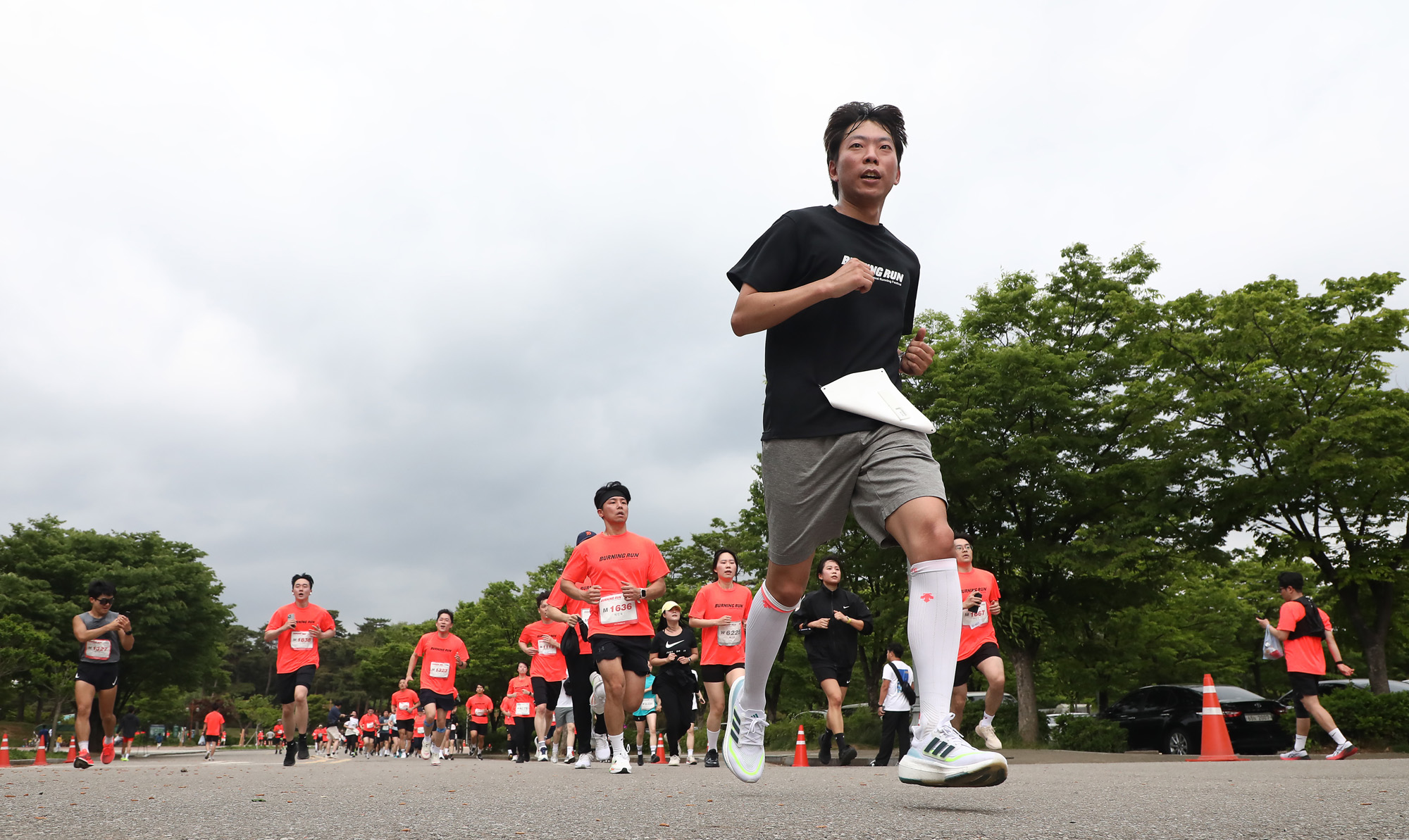 비즈한국 버닝런 2024