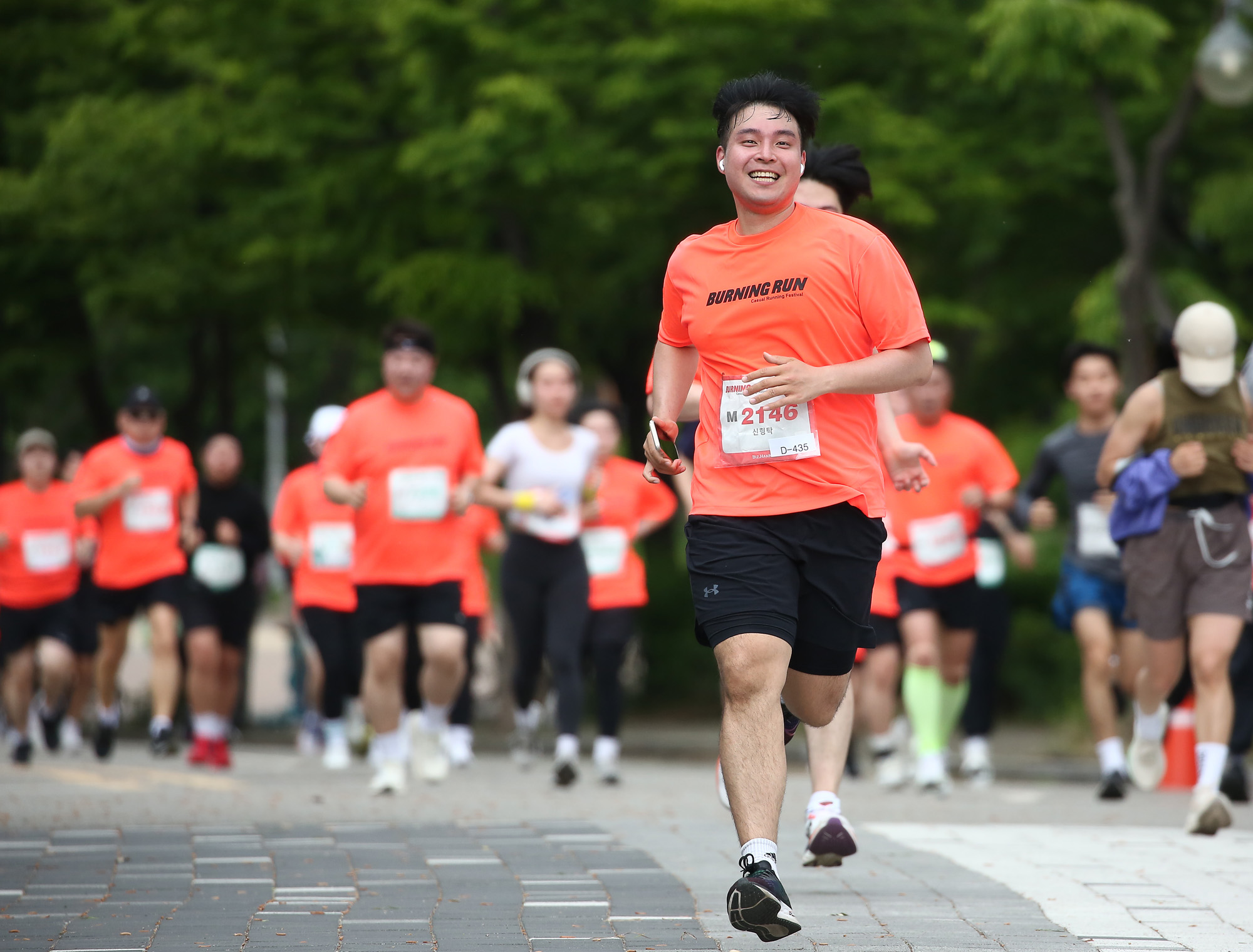 비즈한국 버닝런 2024