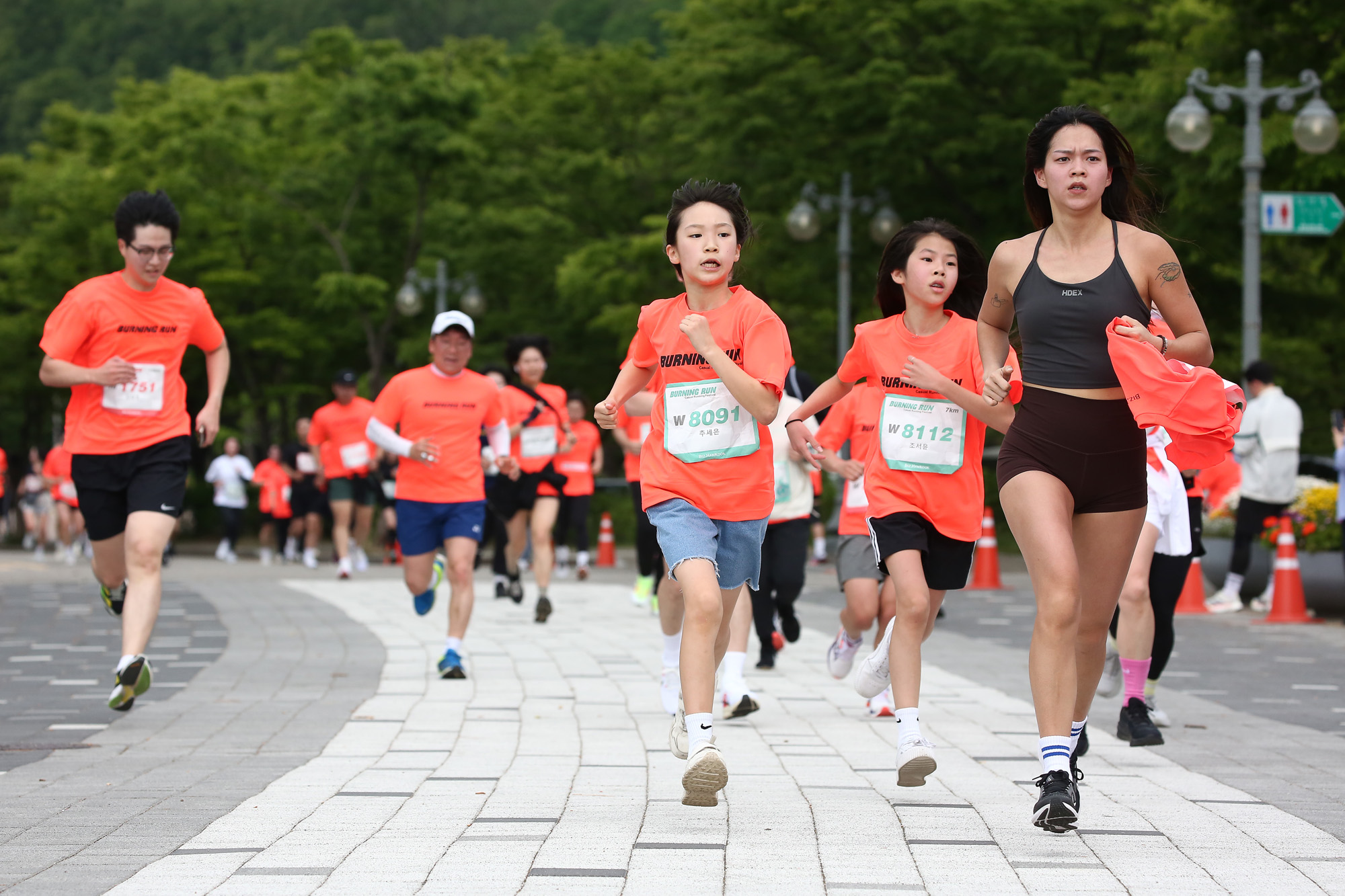 비즈한국 버닝런 2024