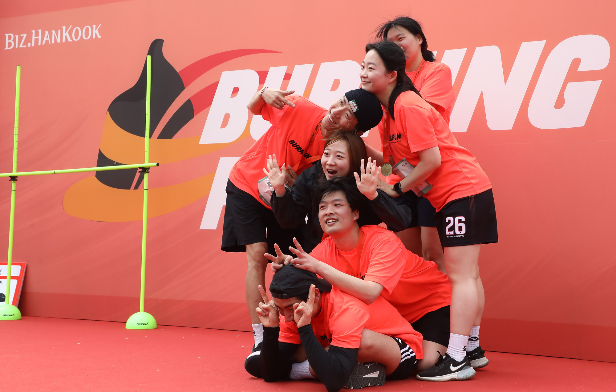 비즈한국 버닝런 2024