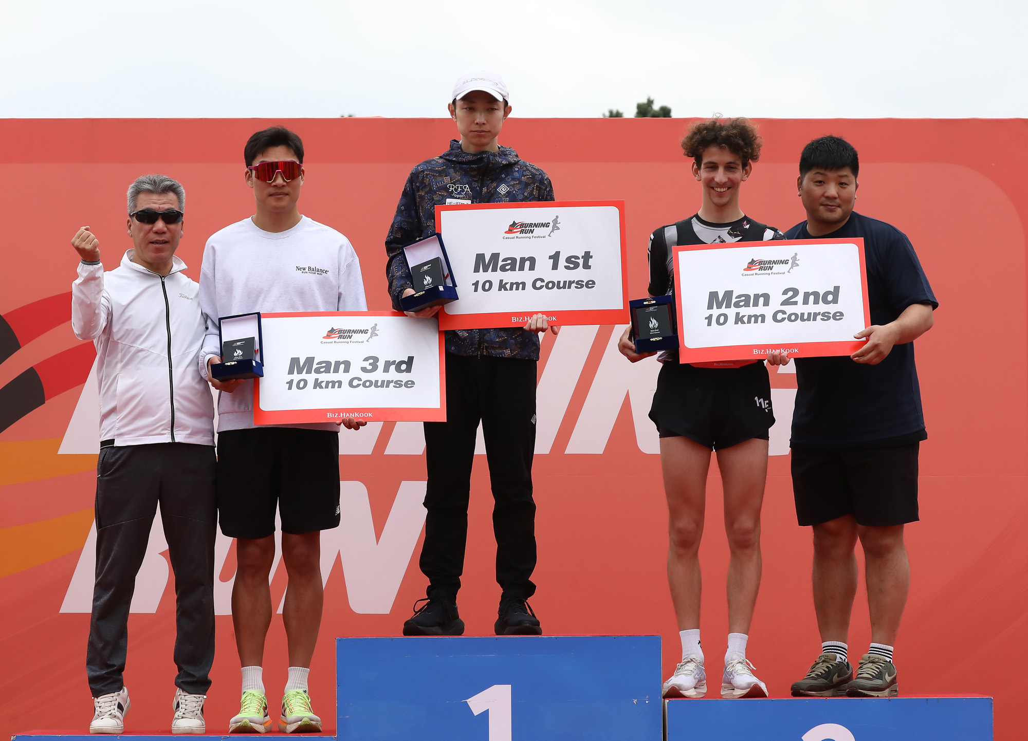 비즈한국 버닝런 2024