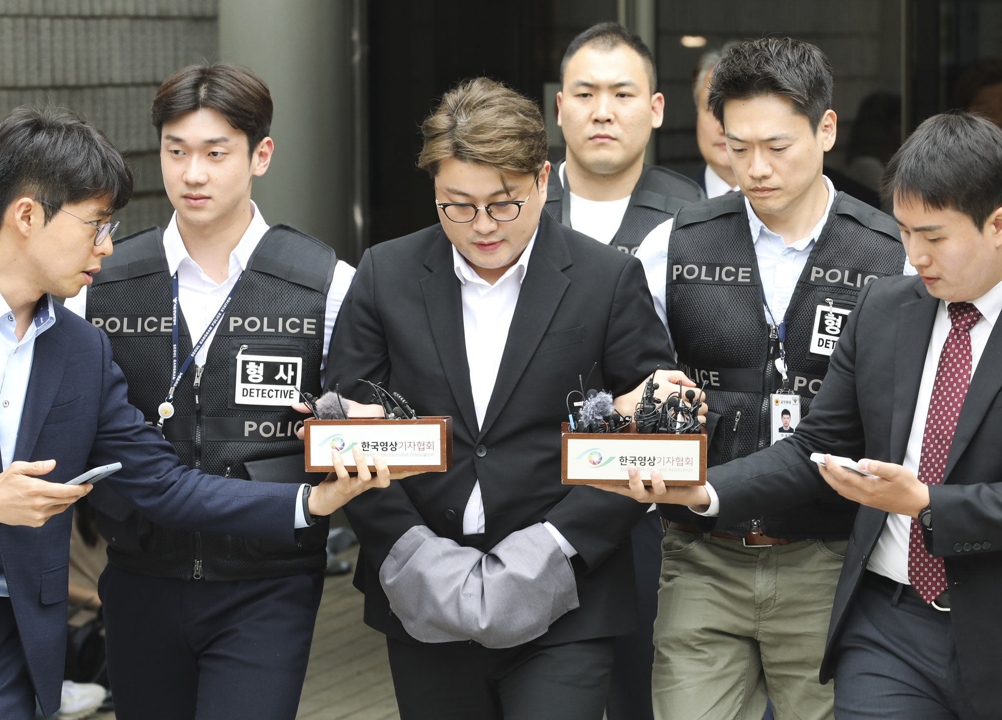 김호중;김호중영장실질심사;김호중법워니 김호중구속;김호중가수;가수김호중