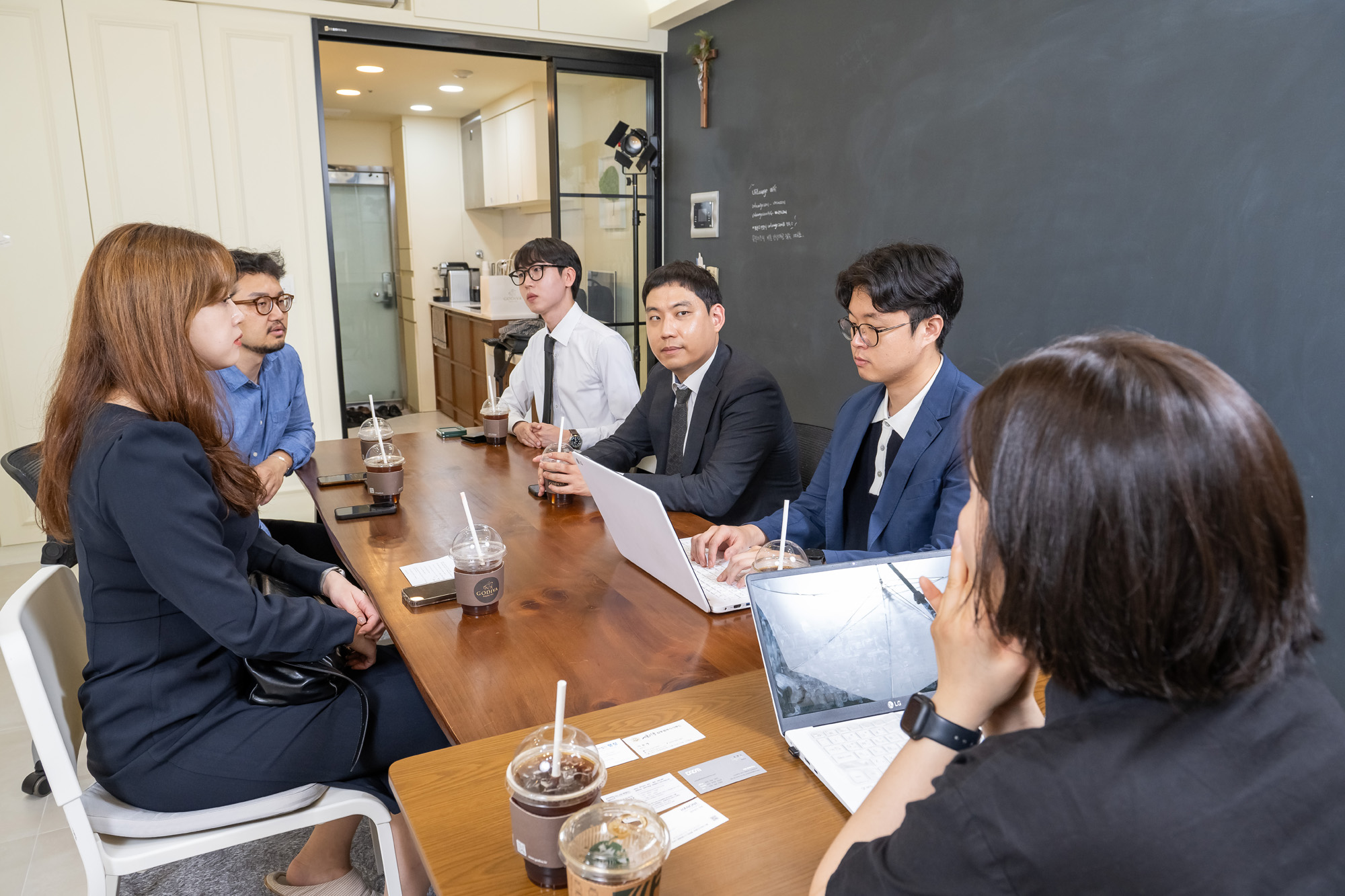 사회;인물;직업;전문직;청년전문직;청년 8대 전문직 모임 좋은인연;법무사;회계사;노무사;관세사;변호사;감정평가사