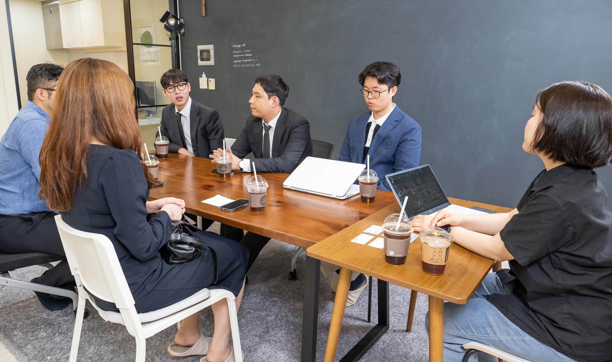 사회;인물;직업;전문직;청년전문직;청년 8대 전문직 모임 좋은인연;법무사;회계사;노무사;관세사;변호사;감정평가사