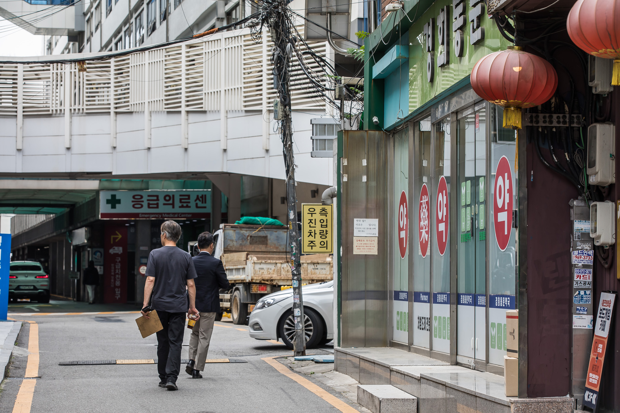 사회;교육;입시;대입;의대증원확정;의과대학증원효력;의료계;대형병원상권;대형병원상권초토화;대형병원상권폐업