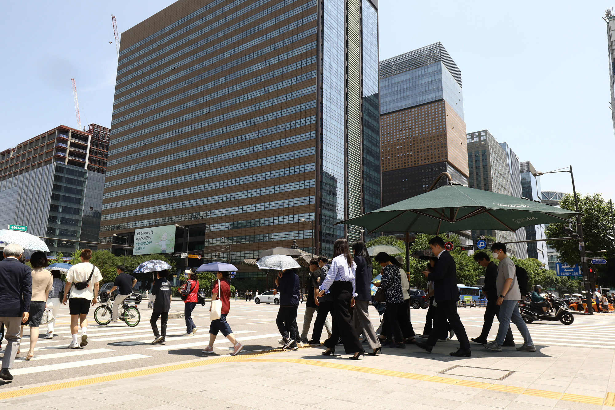 더위;불볕;광화문 햇빛