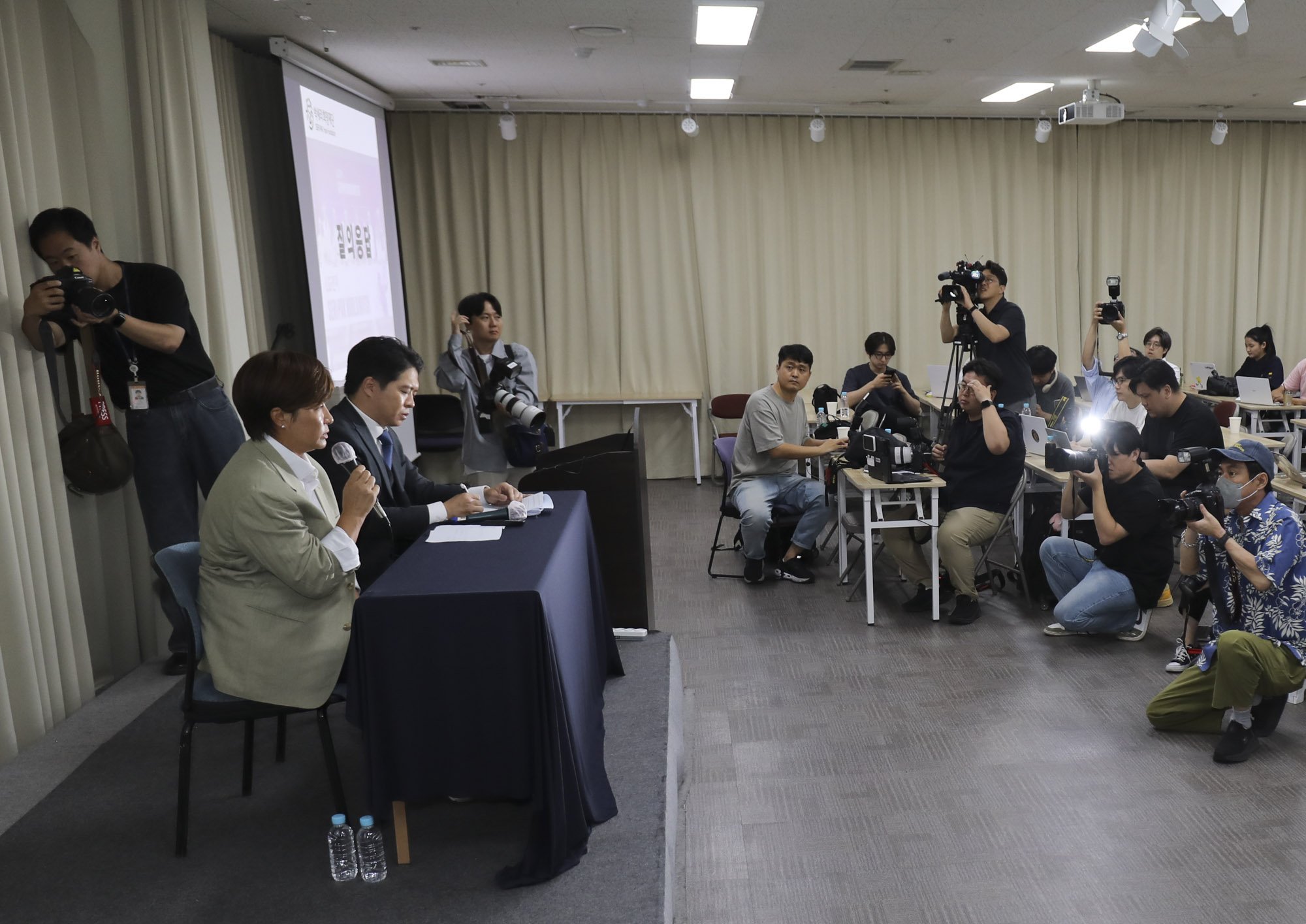 박세리;박세리기자회견;박세리아버지;박세리부모;박세리부친;박세리골프;박세리희망재단