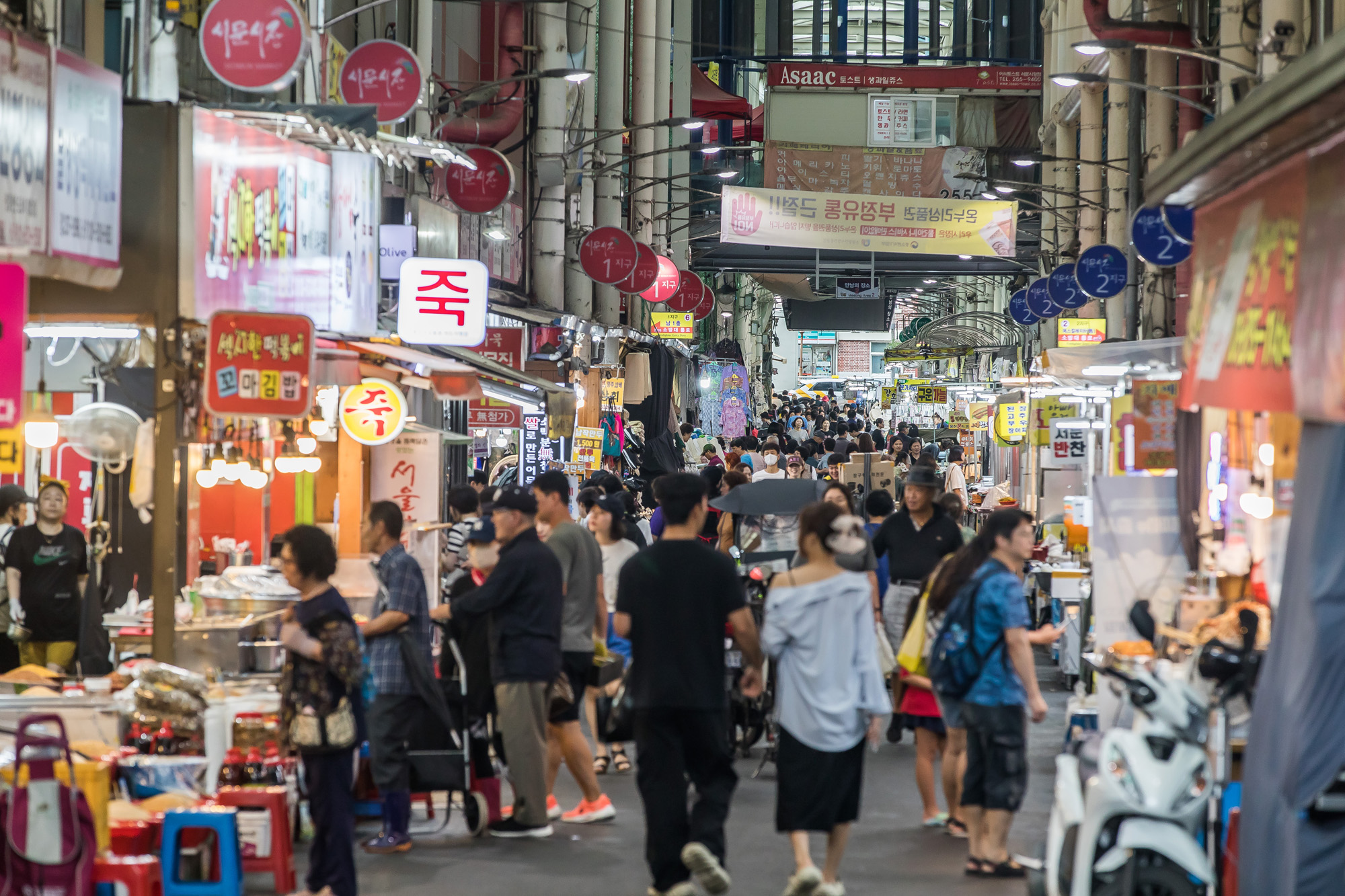 정치;정당;여당;국민의힘;국민의힘전당대회;국민의힘당대표;당권주자;영남권민심;국민의힘텃밭;국민의힘PKTK합동연설회;한동훈;원희룡;나경원;윤상현;대구민심;대구서문시장;대구동성로