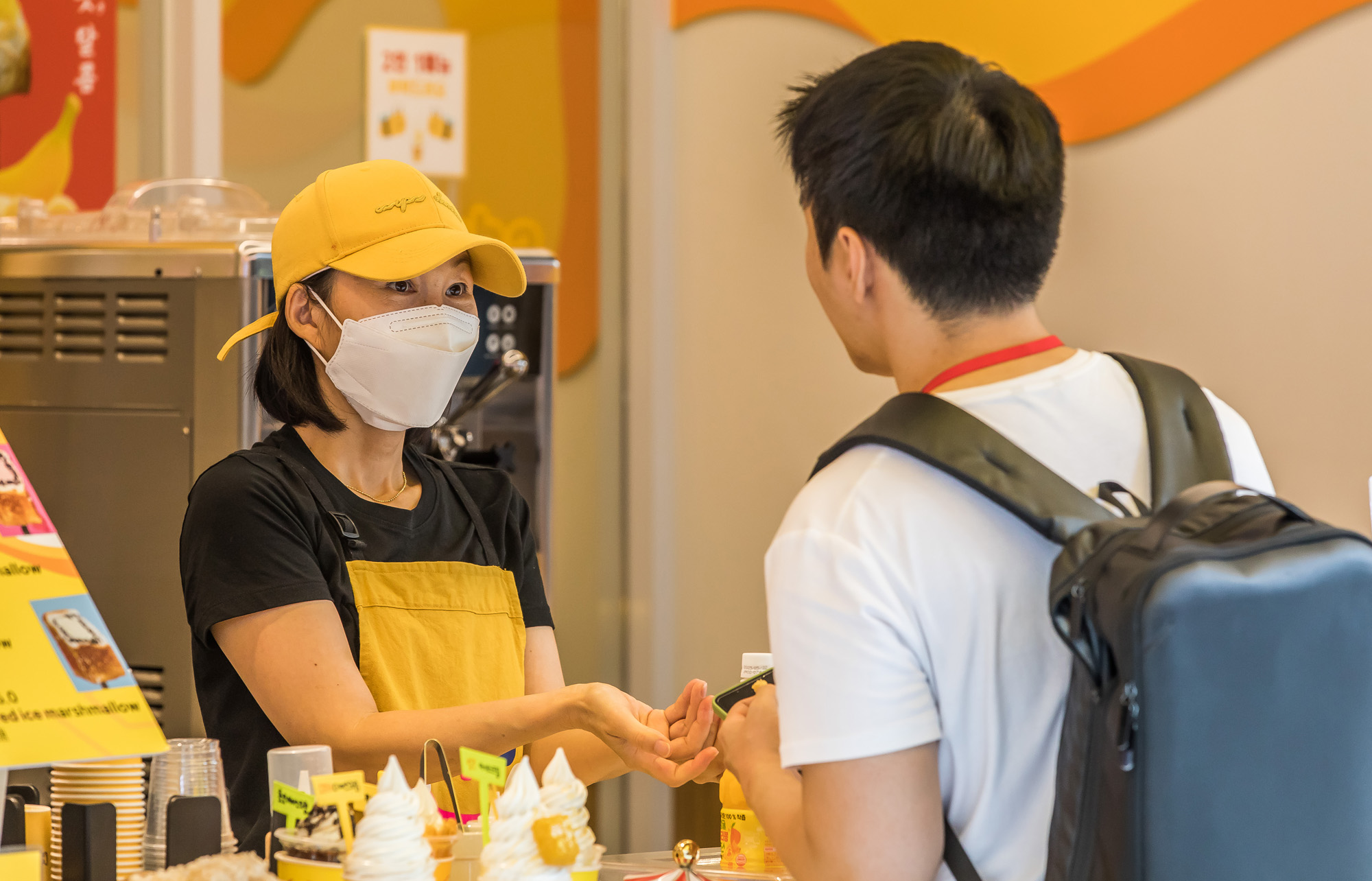 정치;정당;여당;국민의힘;국민의힘전당대회;국민의힘당대표;당권주자;영남권민심;국민의힘텃밭;국민의힘PKTK합동연설회;한동훈;원희룡;나경원;윤상현;부산민심;부산해운대전통시장;해운대시장