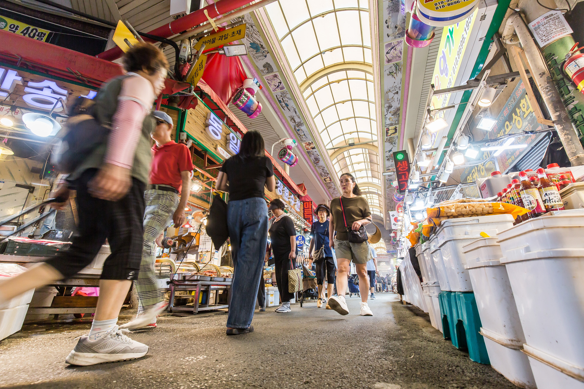 정치;정당;여당;국민의힘;국민의힘전당대회;국민의힘당대표;당권주자;영남권민심;국민의힘텃밭;국민의힘PKTK합동연설회;한동훈;원희룡;나경원;윤상현;부산민심;부산부전시장;서면젊음의거리