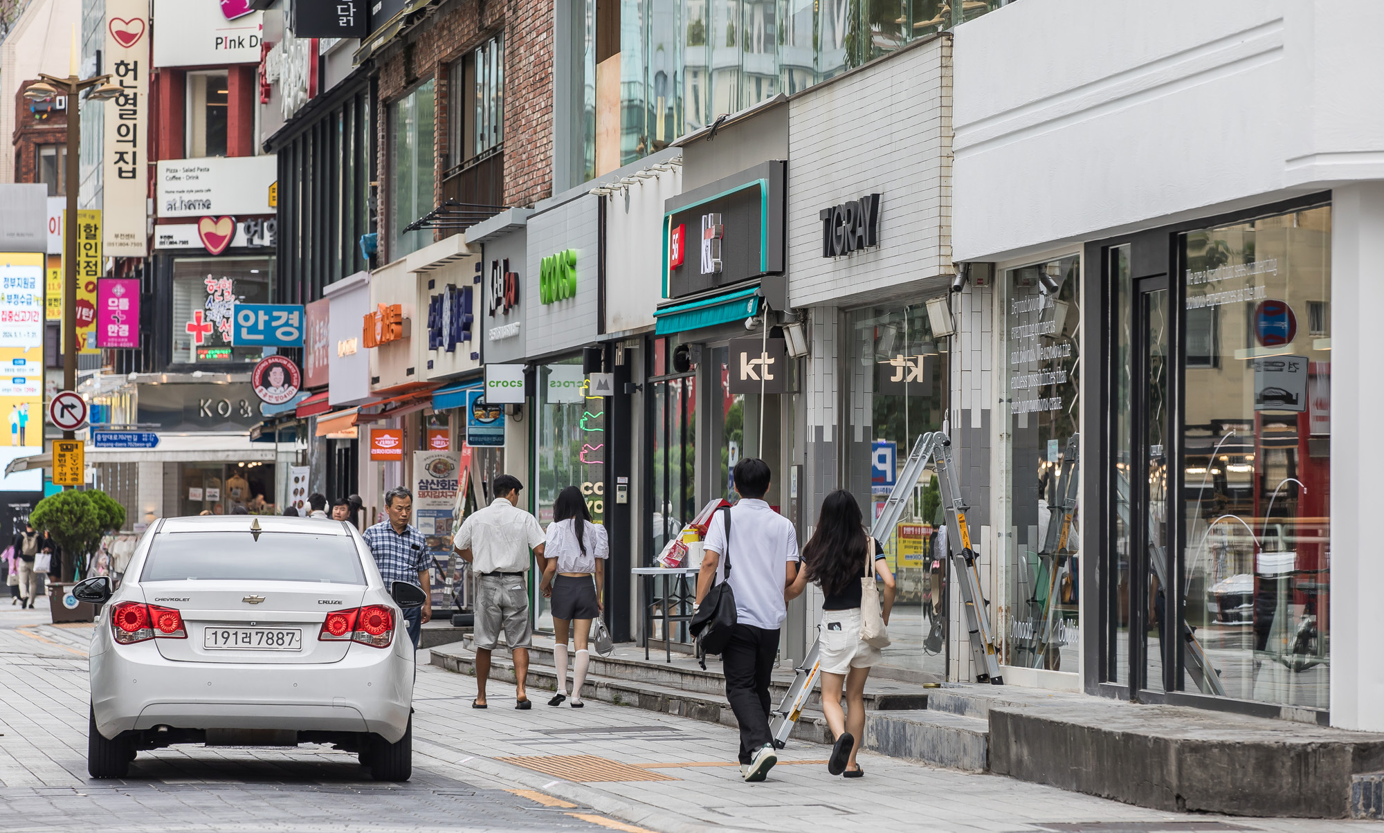 정치;정당;여당;국민의힘;국민의힘전당대회;국민의힘당대표;당권주자;영남권민심;국민의힘텃밭;국민의힘PKTK합동연설회;한동훈;원희룡;나경원;윤상현;부산민심;부산부전시장;서면젊음의거리