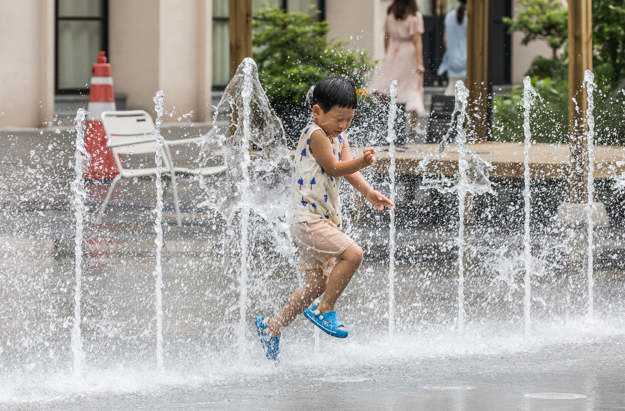 사회;세태;날씨;폭염;여름;계절스케치;폭염스케치;여름스케치;장마철;장마철폭염;소나기;광화문광장
