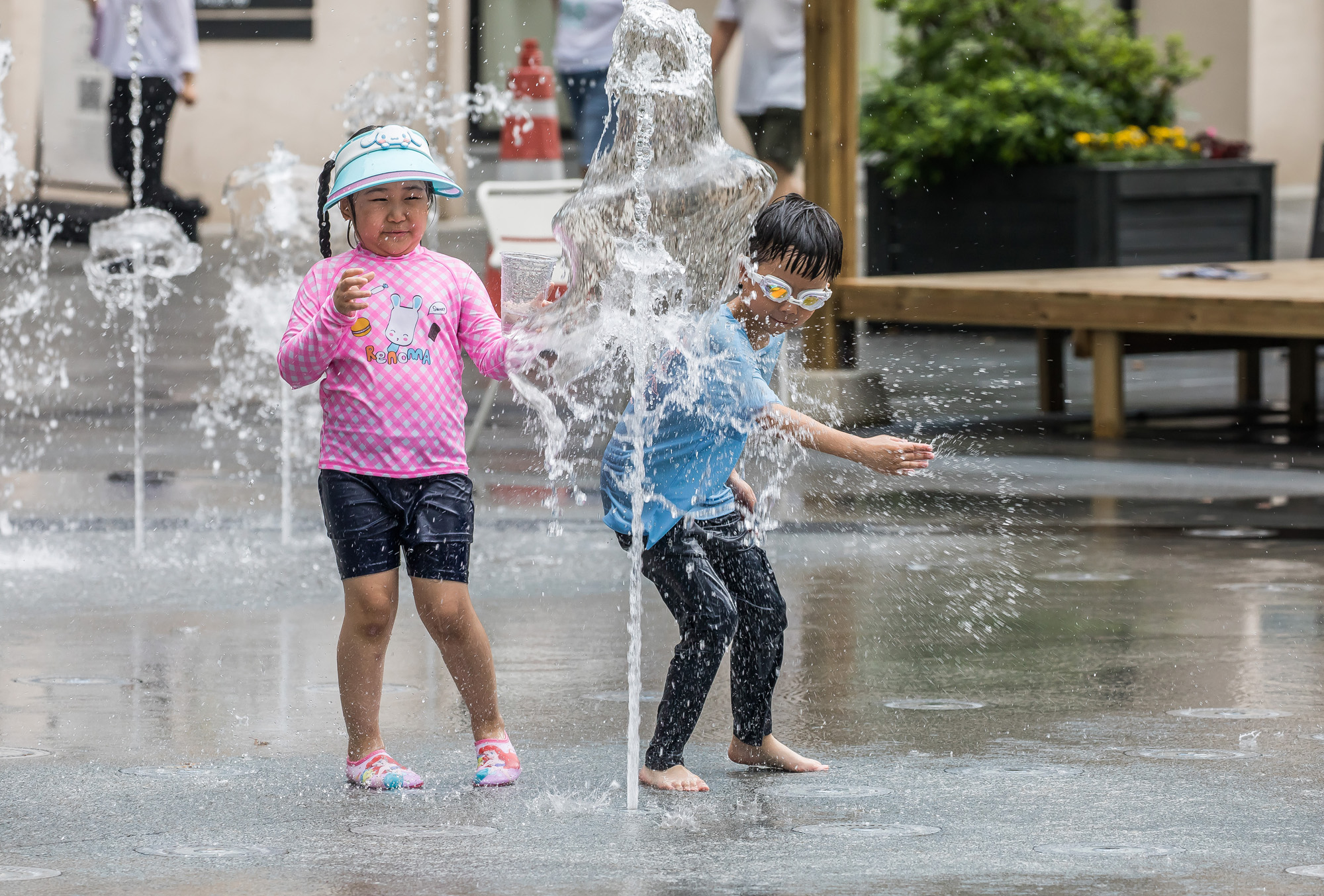 사회;세태;날씨;폭염;여름;계절스케치;폭염스케치;여름스케치;장마철;장마철폭염;소나기;광화문광장