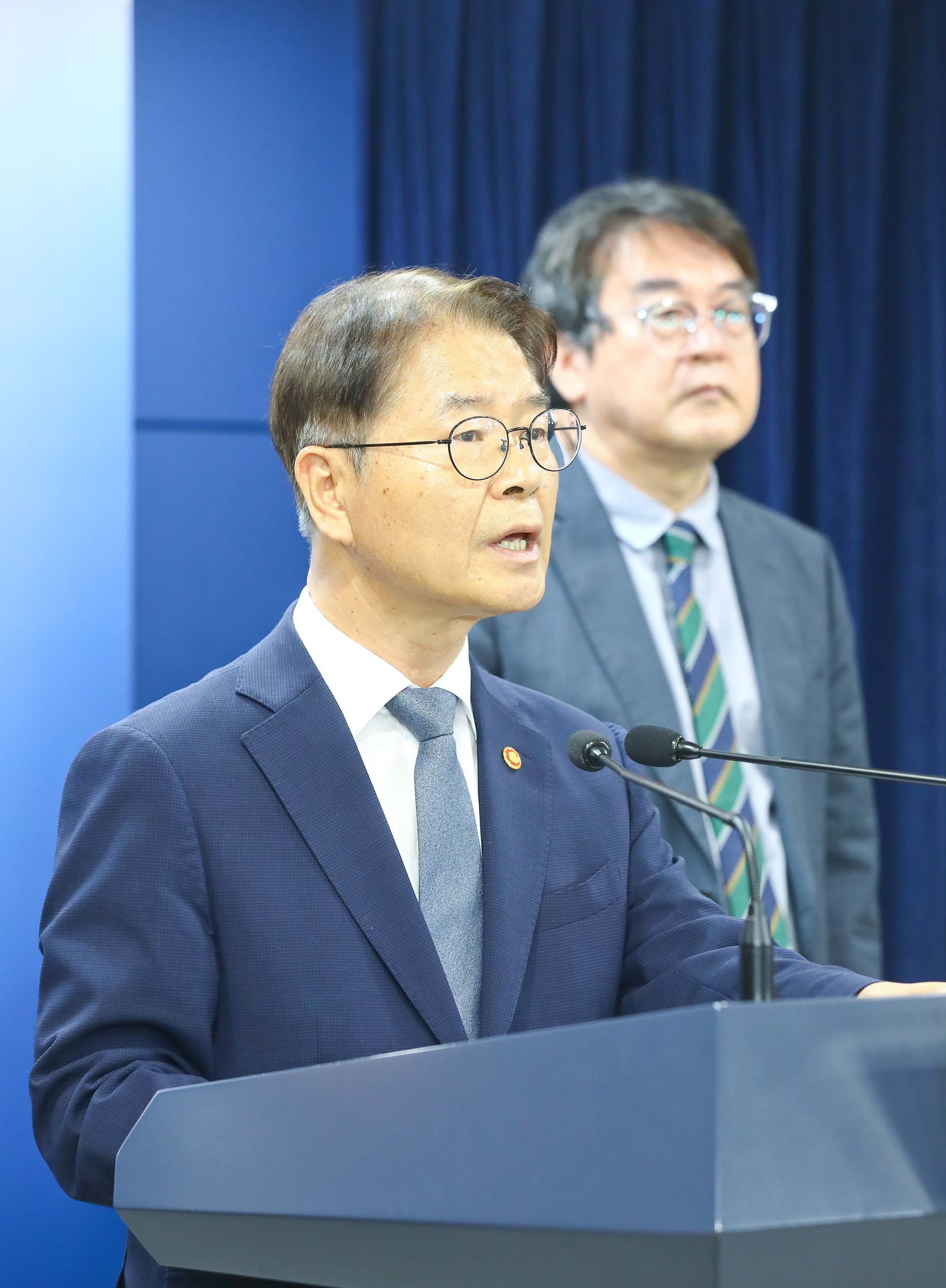 노동조합;노동관계조정법 개정안;브리핑;이정식