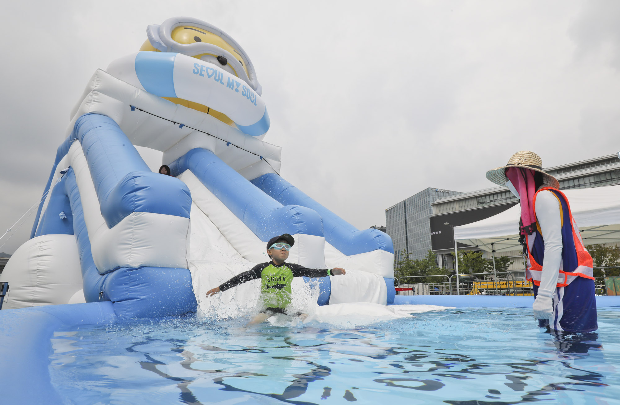 입추;더위;광화문광장