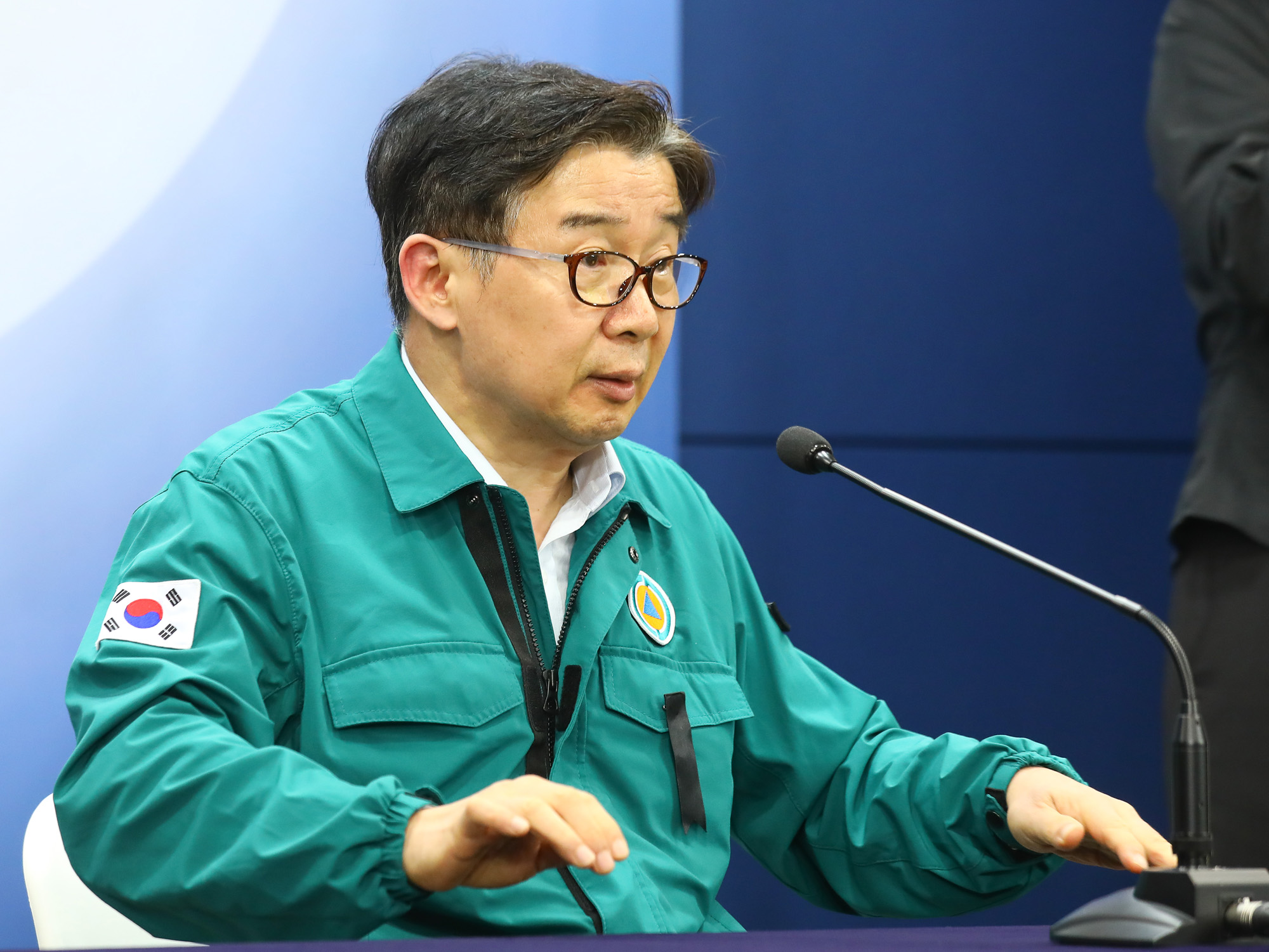 국민 권익위 유철환