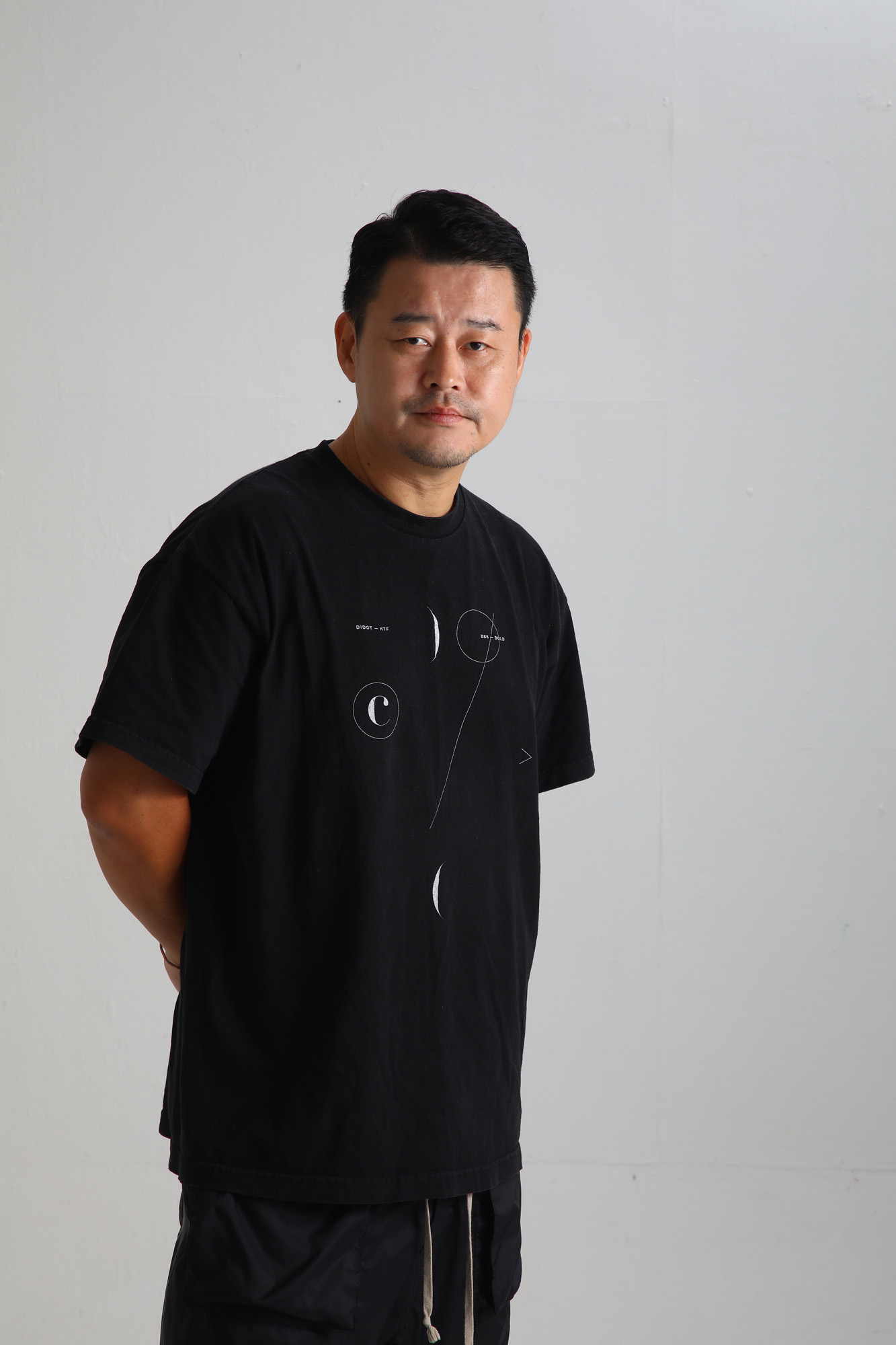 신명섭;PLus X