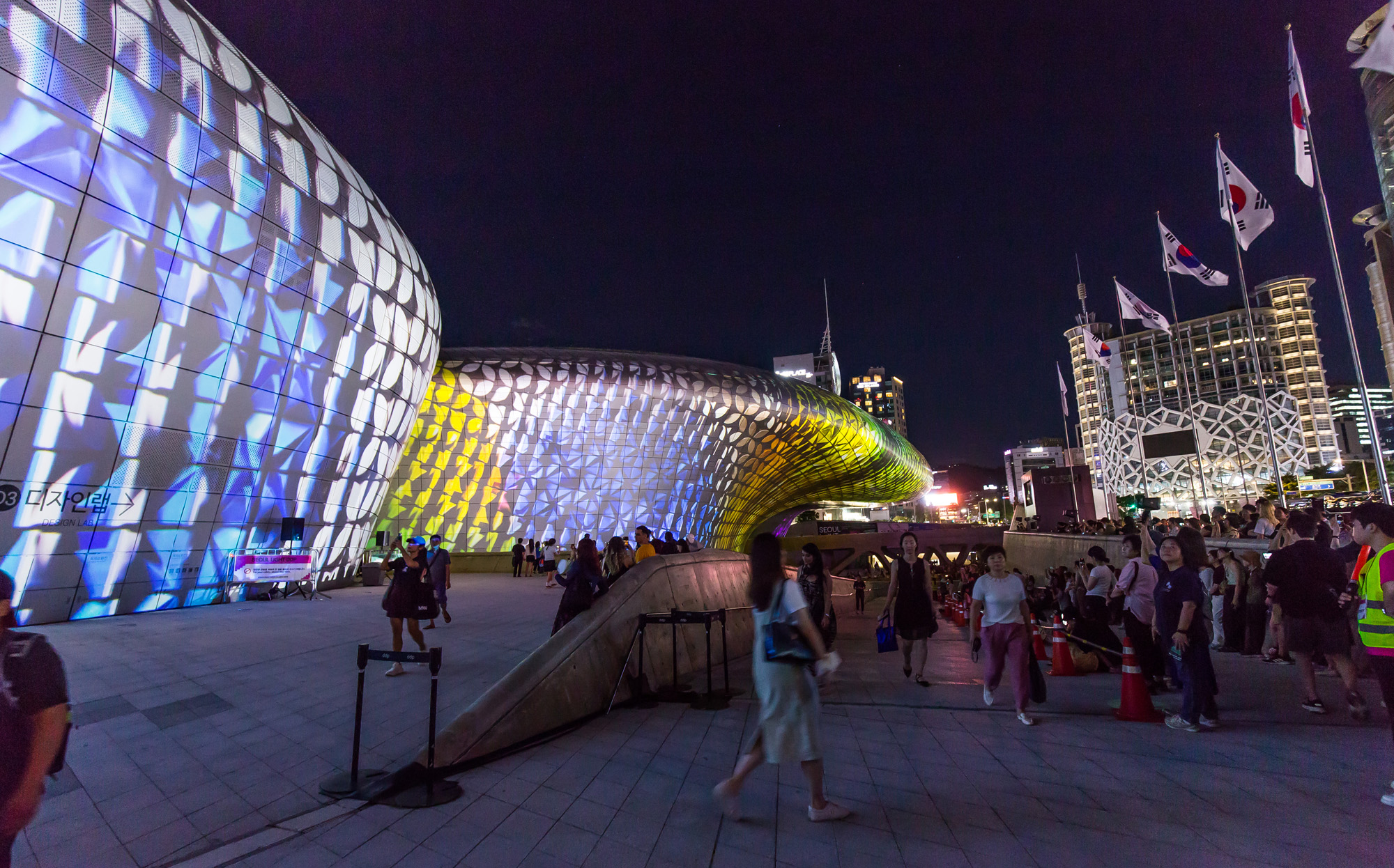문화;예술;디자인;서울라이트DDP;동대문디자인플라자;미디어파사드;서울라이트DDP2024가을