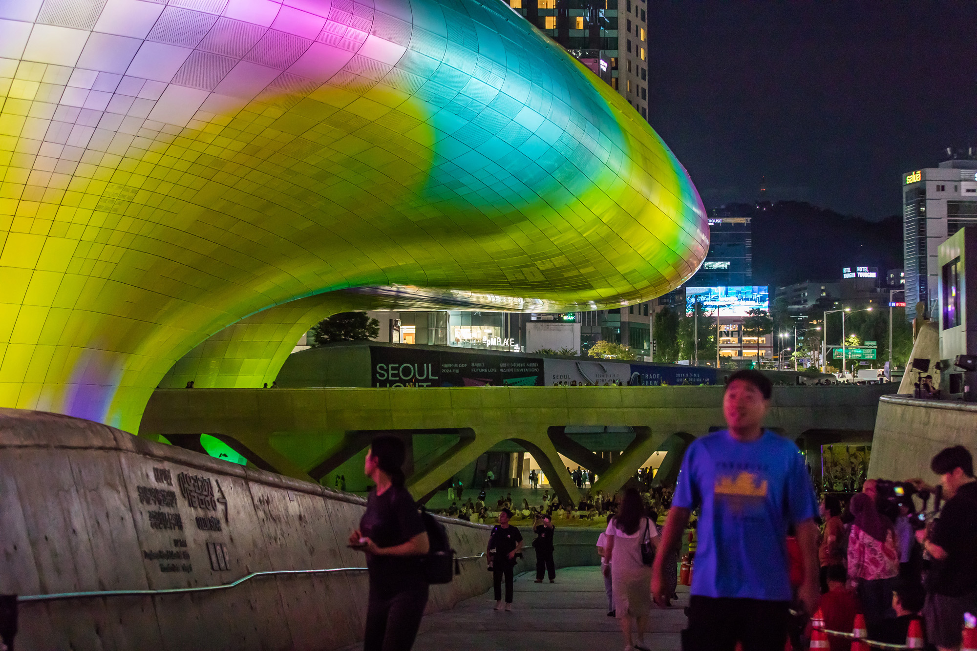 문화;예술;디자인;서울라이트DDP;동대문디자인플라자;미디어파사드;서울라이트DDP2024가을