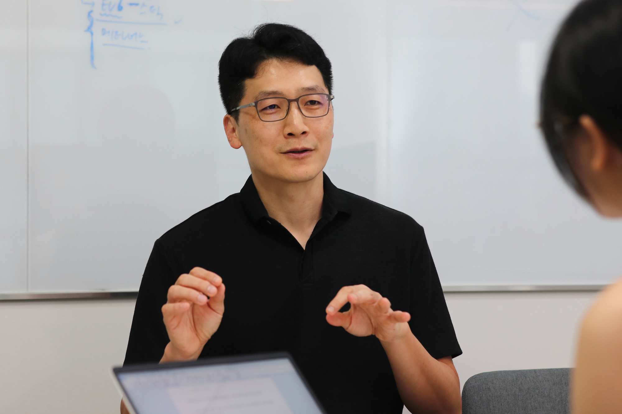 사회;산업;딥페이크;서경덕;에스투더블유