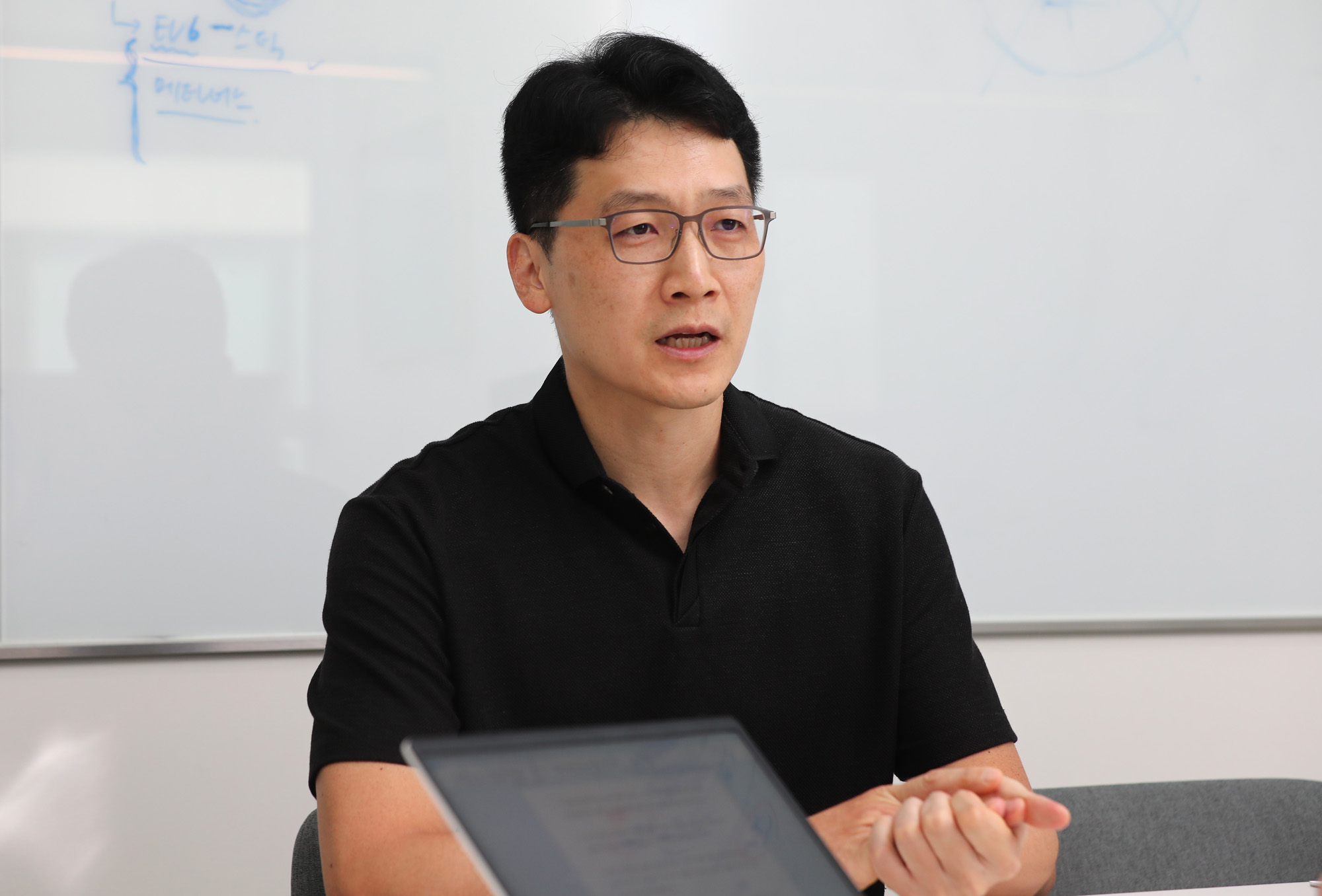 사회;산업;딥페이크;서경덕;에스투더블유