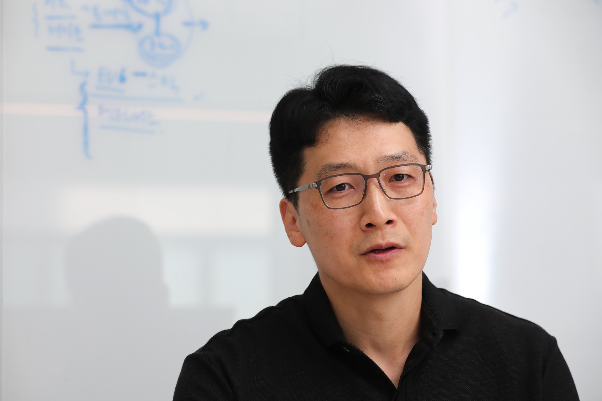 사회;산업;딥페이크;서경덕;에스투더블유