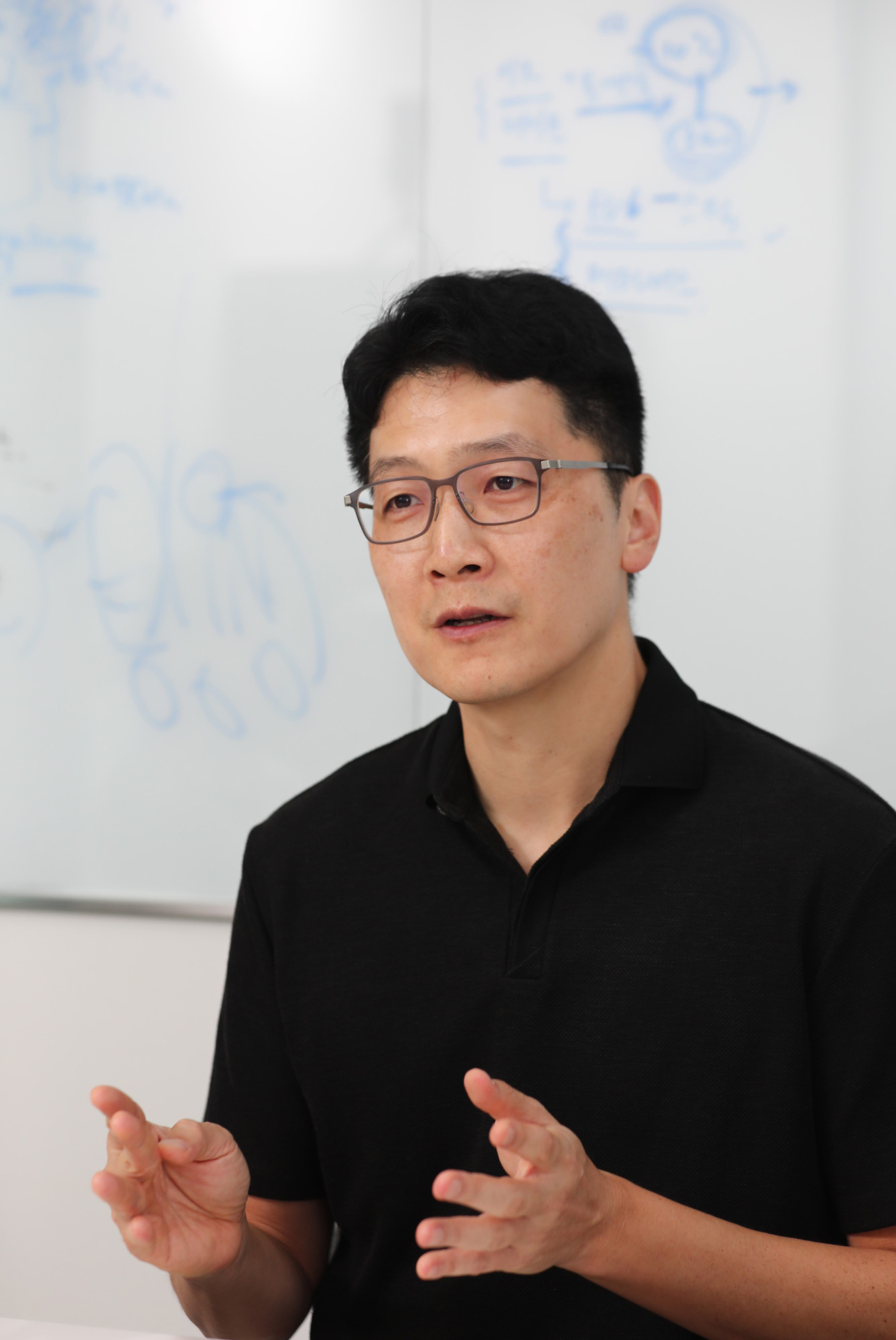 사회;산업;딥페이크;서경덕;에스투더블유