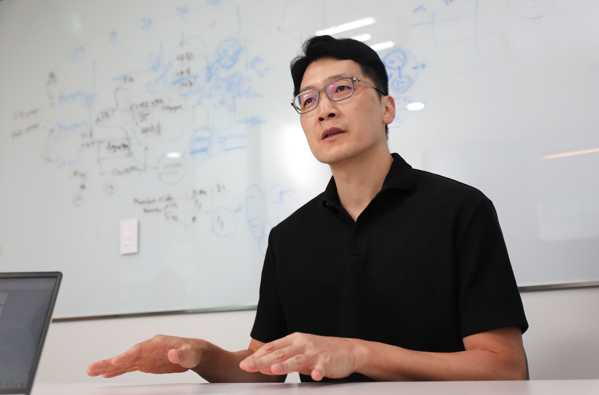 사회;산업;딥페이크;서경덕;에스투더블유
