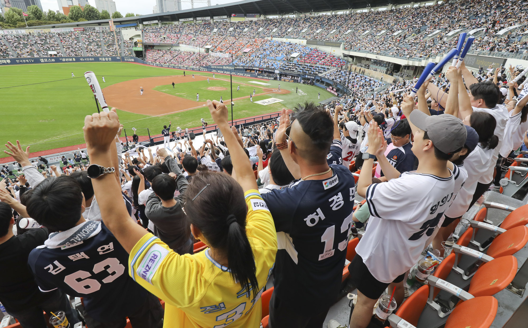 프로야구;KBO;엘지;두산;1000만관중