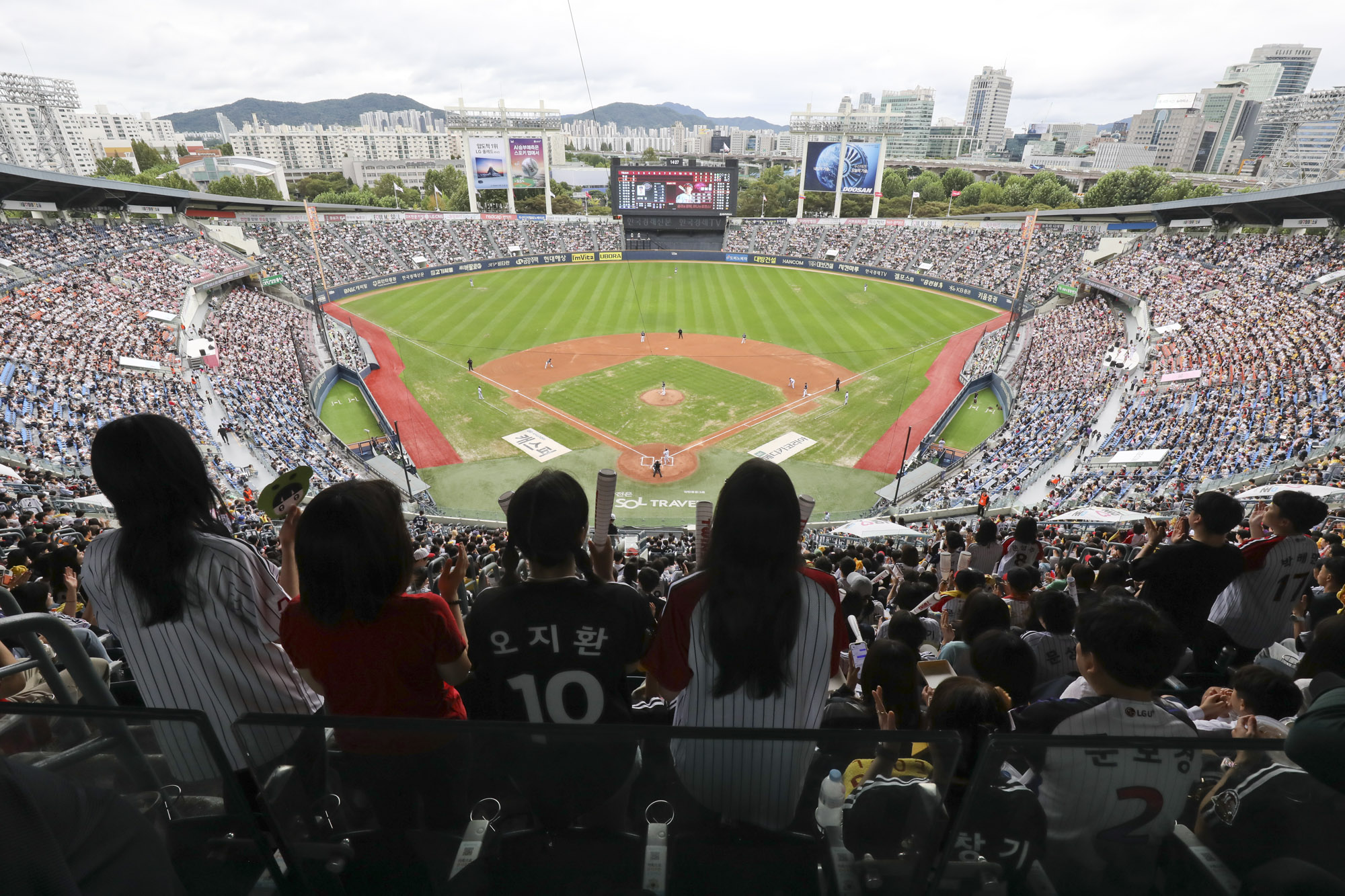프로야구;KBO;엘지;두산;1000만관중