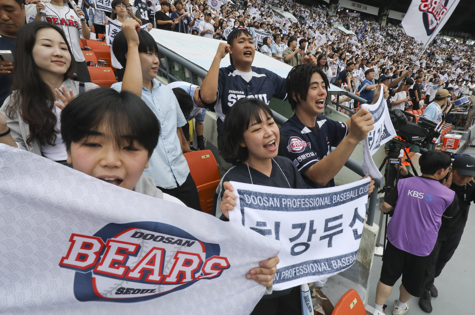 프로야구;KBO;엘지;두산;1000만관중