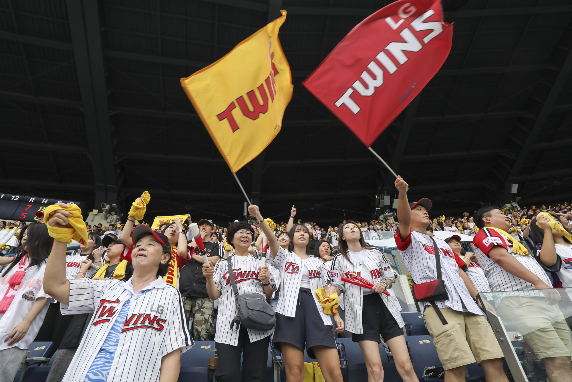 프로야구;KBO;엘지;두산;1000만관중