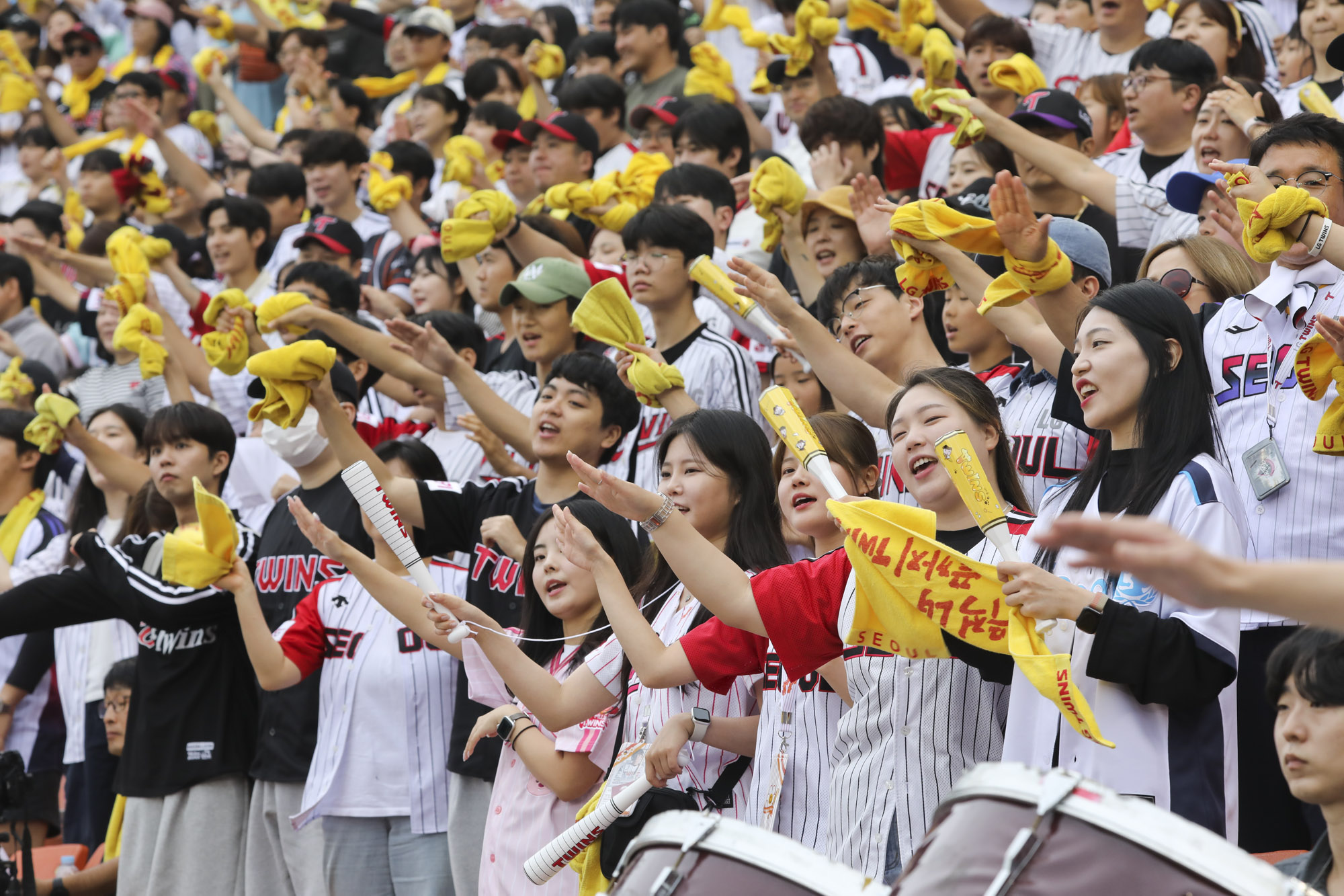 프로야구;KBO;엘지;두산;1000만관중