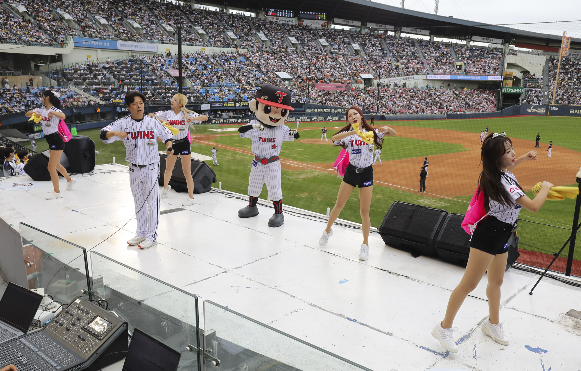 프로야구;KBO;엘지;두산;1000만관중