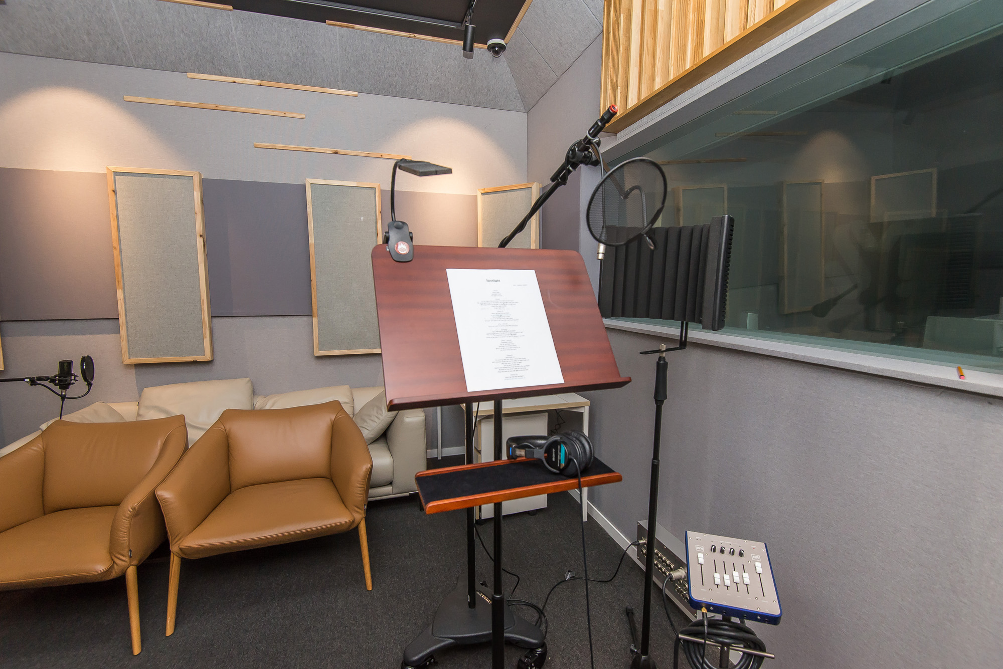 연예;엔터테인먼트;SM유니버스;K스타양성교육기관;장재원;SM엔터테인먼트;아이돌연습생;아이돌학원;SMU