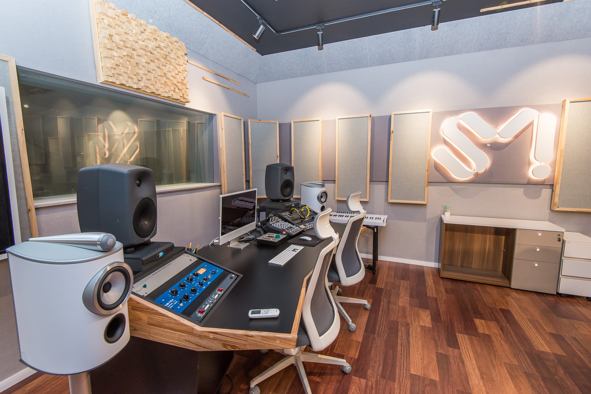 연예;엔터테인먼트;SM유니버스;K스타양성교육기관;장재원;SM엔터테인먼트;아이돌연습생;아이돌학원;SMU