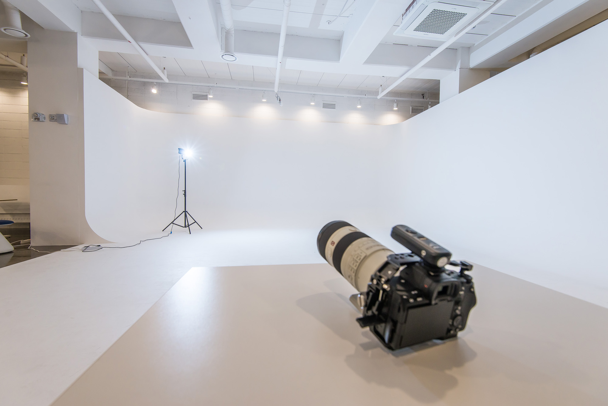 연예;엔터테인먼트;SM유니버스;K스타양성교육기관;장재원;SM엔터테인먼트;아이돌연습생;아이돌학원;SMU